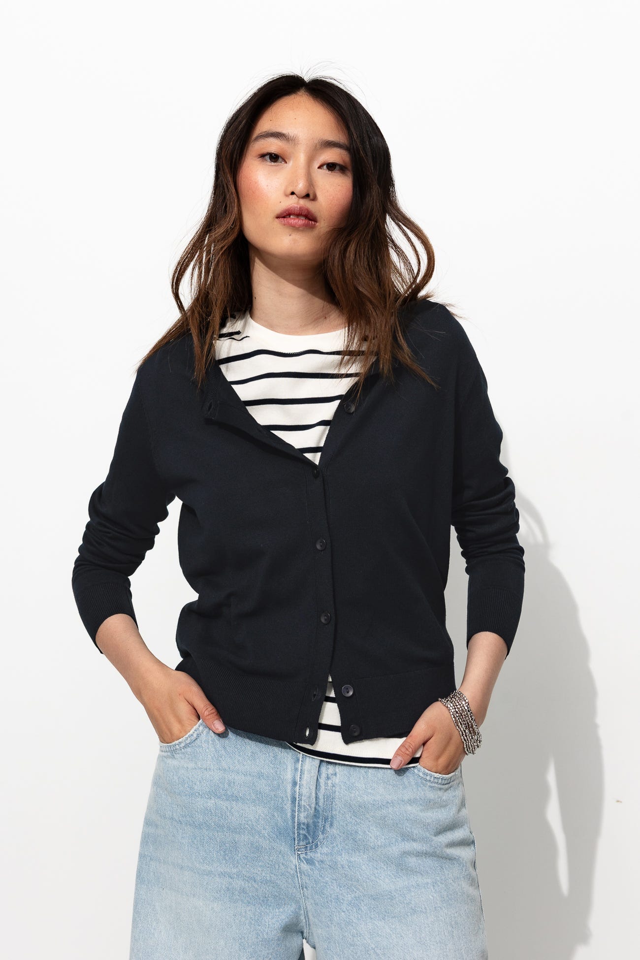 Gilet fin boutonné éco-conçu