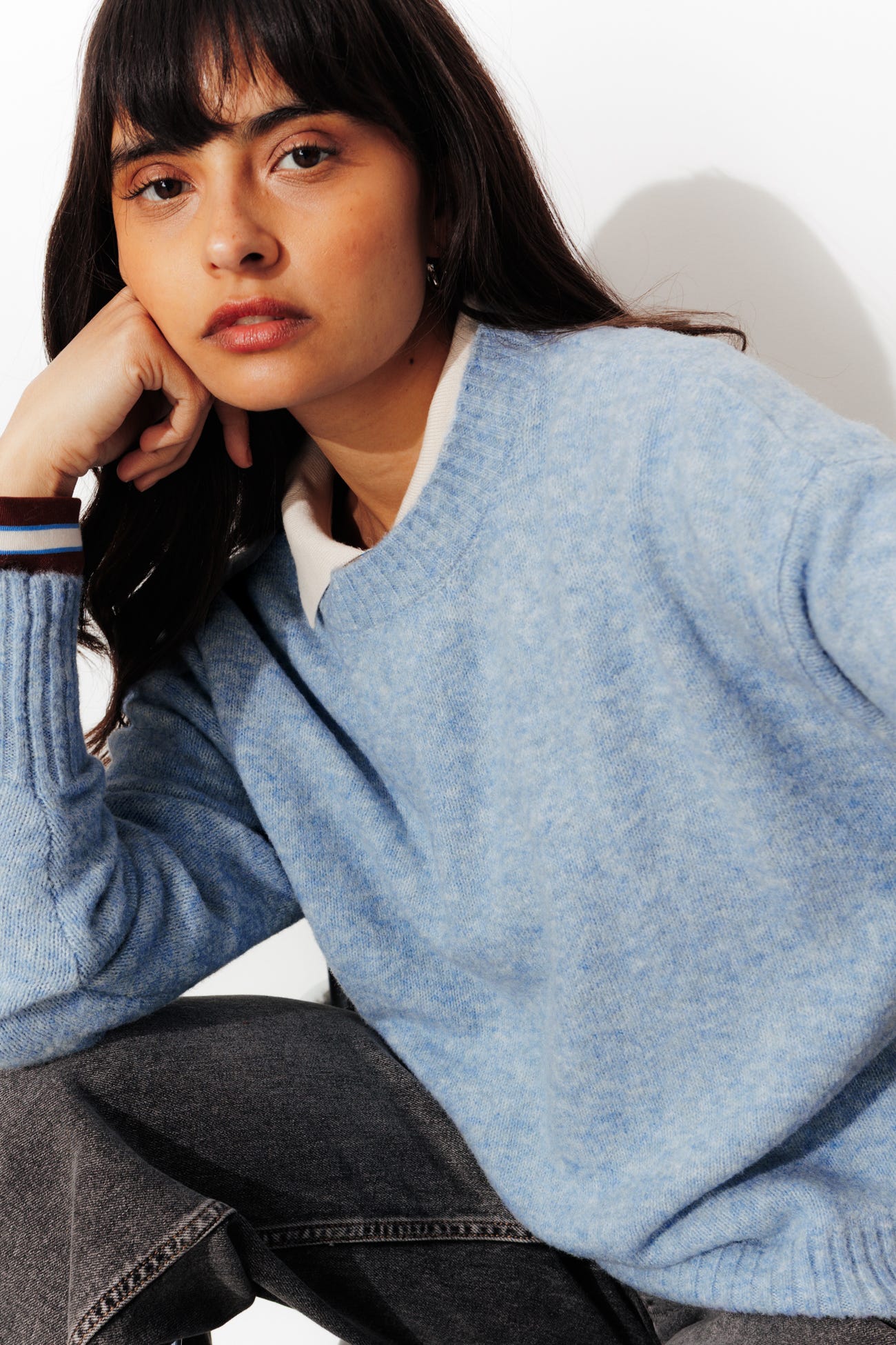 Short round-neck jumper