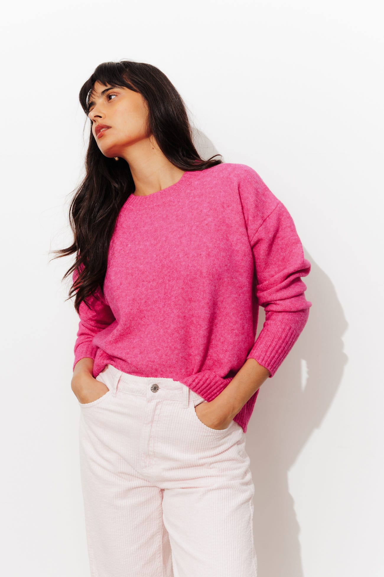 Short round-neck jumper