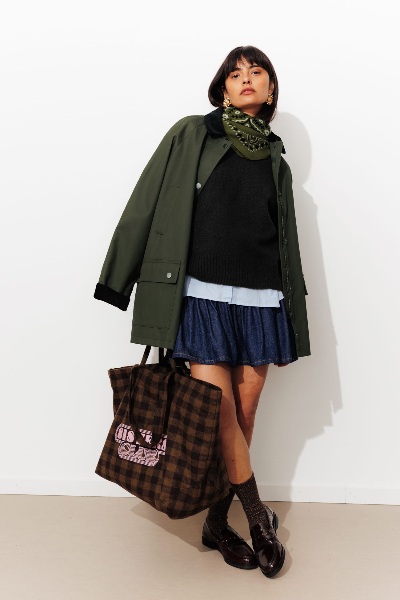 Short round-neck jumper