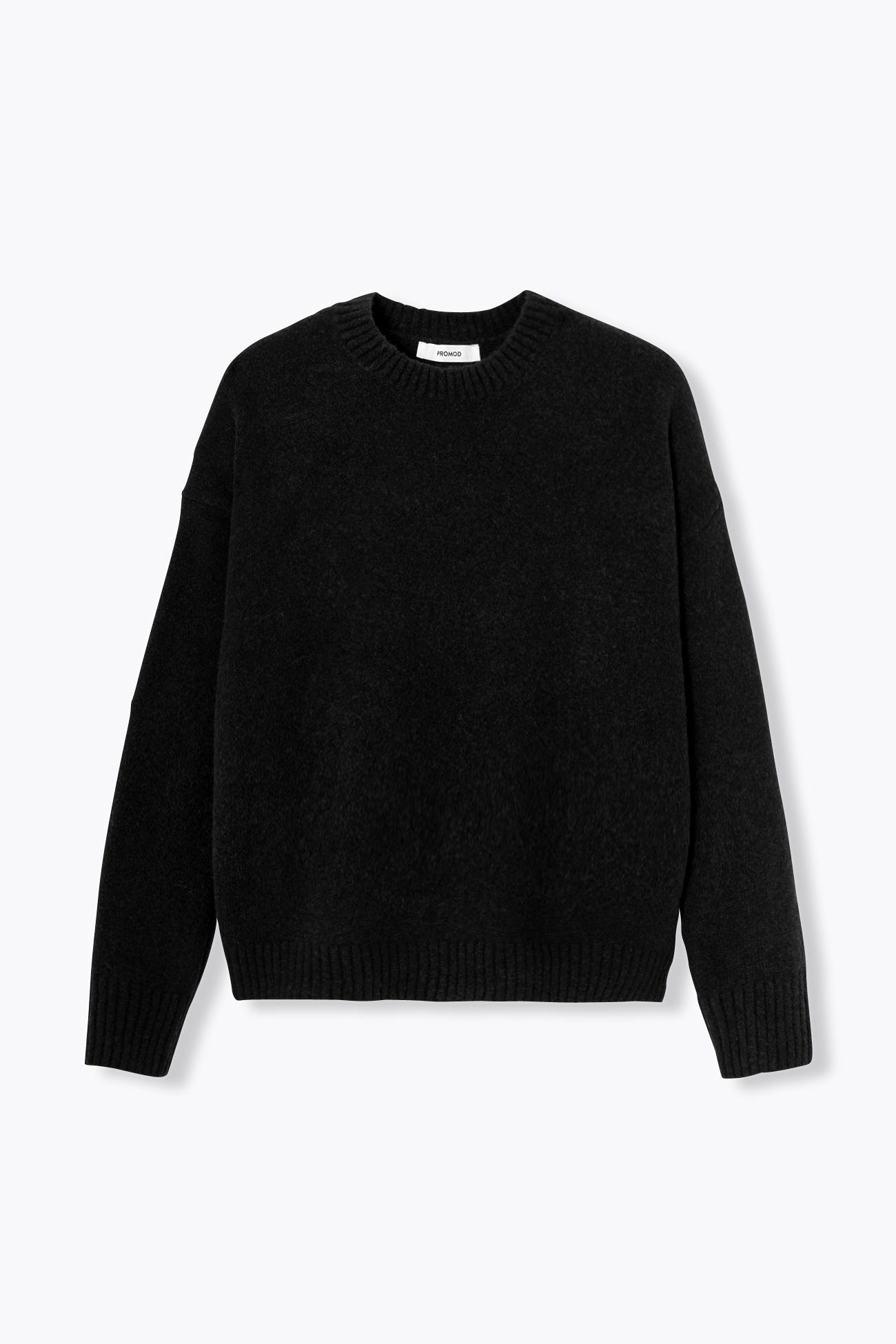 Short round-neck jumper