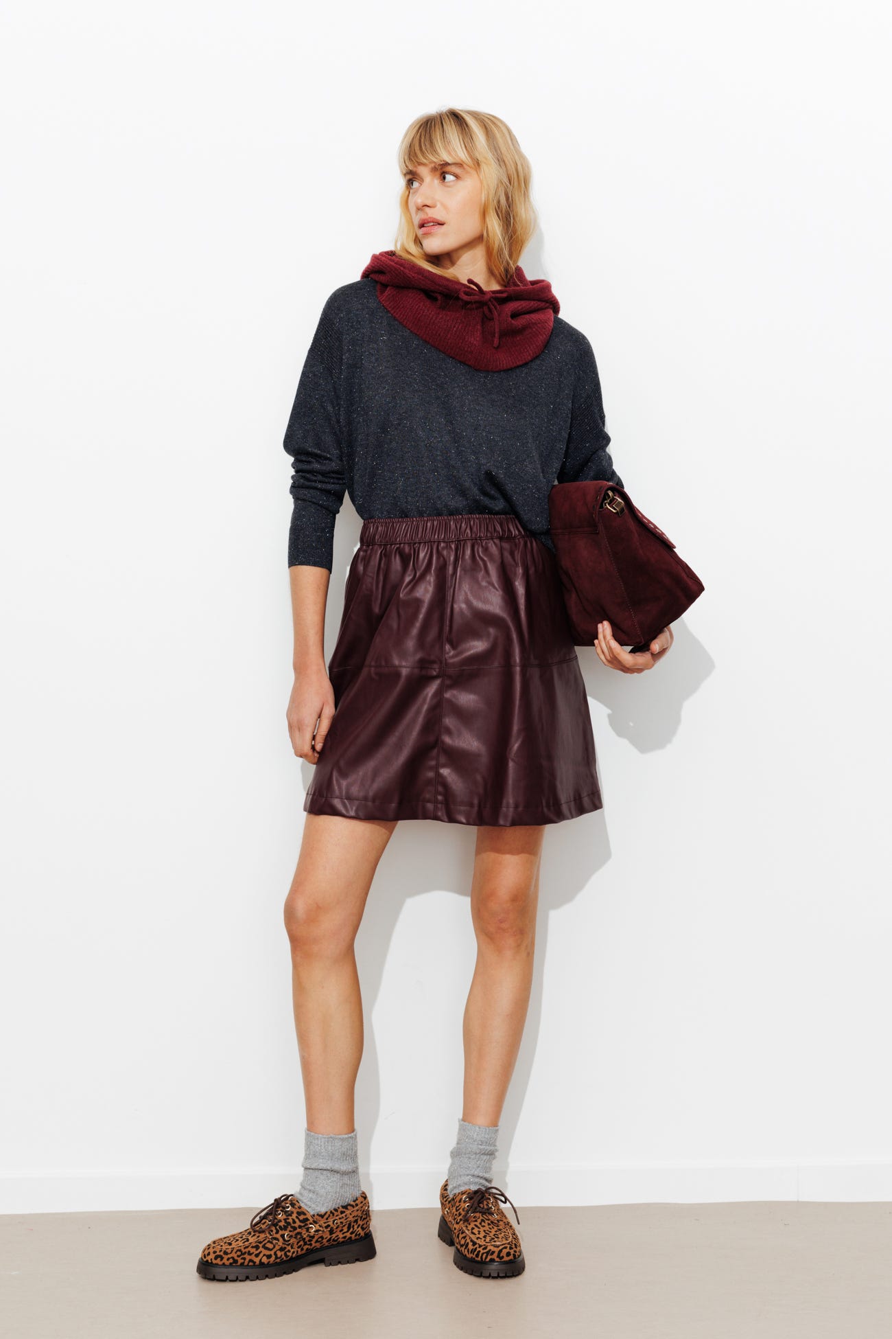 Jersey fino oversize brillo