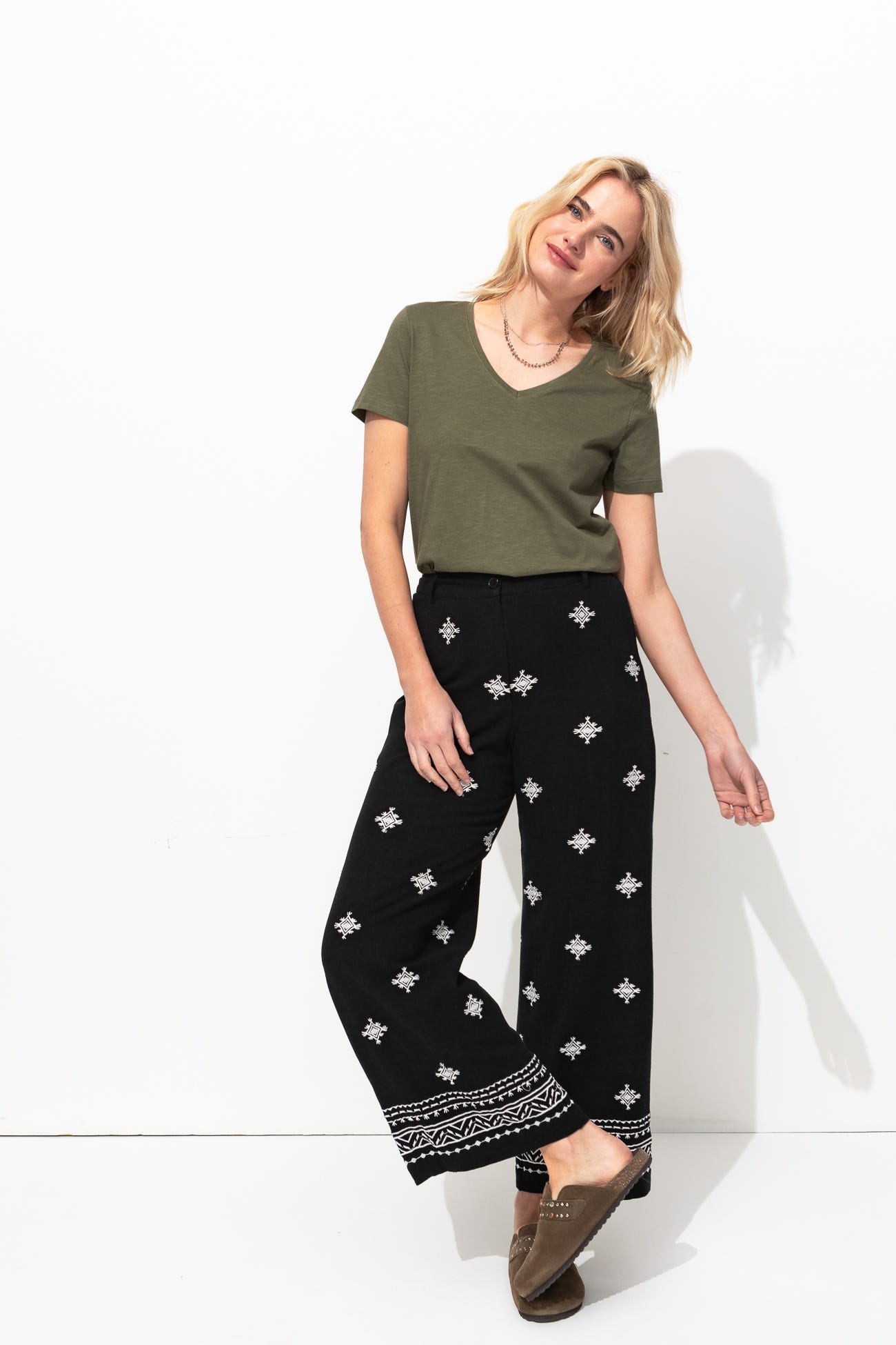 T-shirt col V Femme