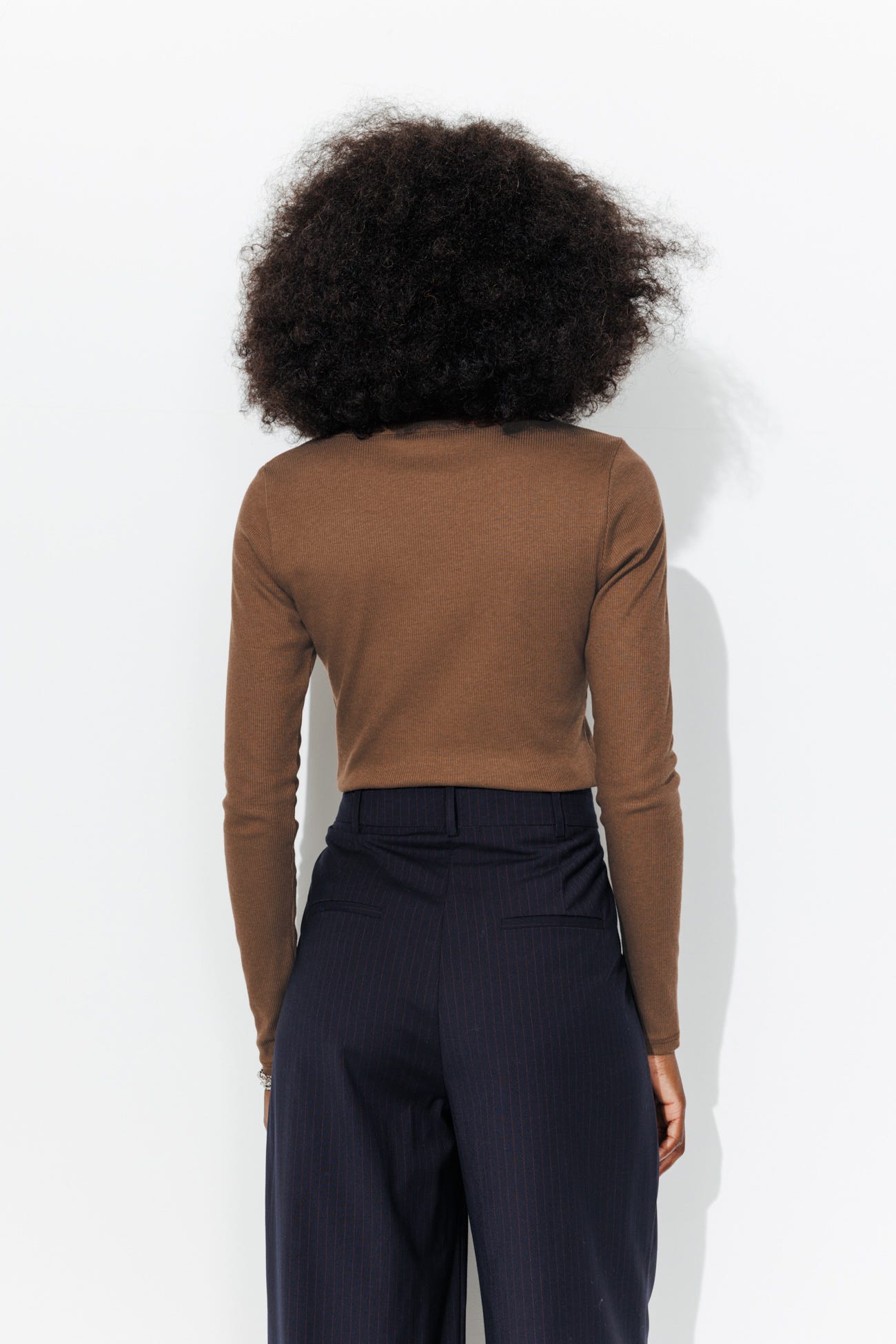 Ribbed long-sleeve t-shirt