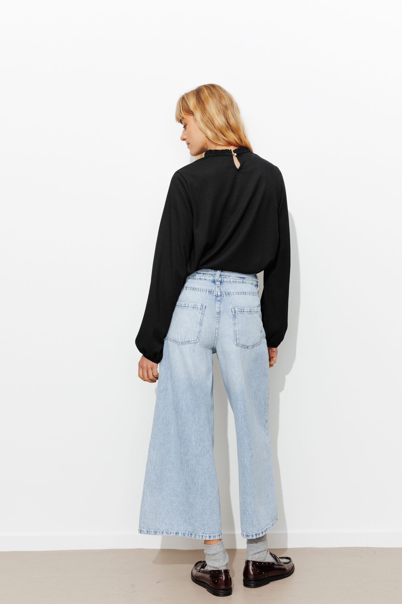 Blouse rétro détail crochet