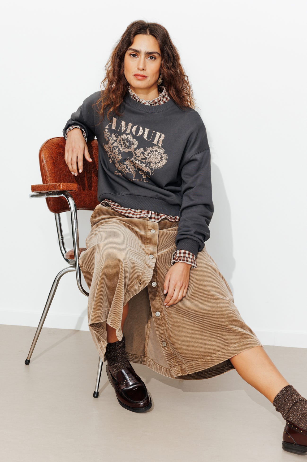Sweat-shirt AMOUR paillettes