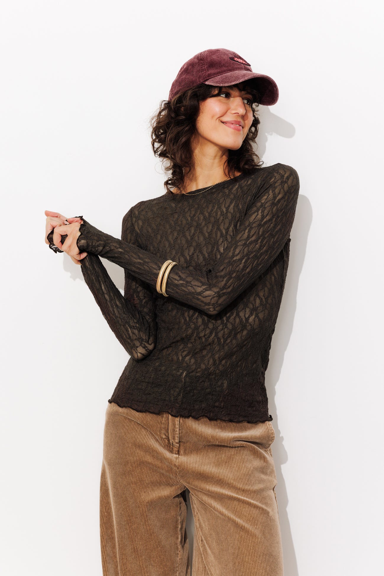 T-shirt koronkowy damski