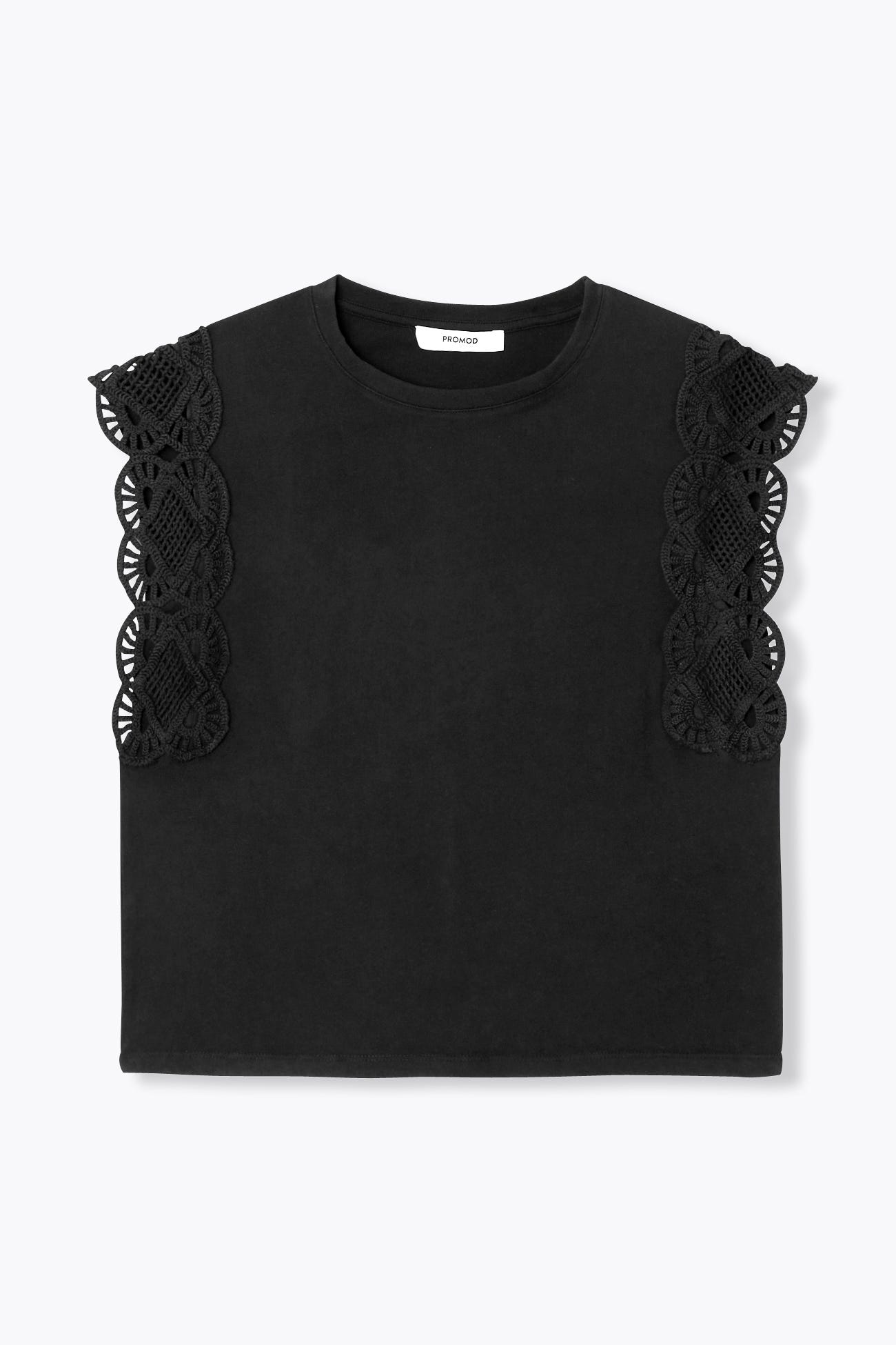 Macramé detail t-shirt