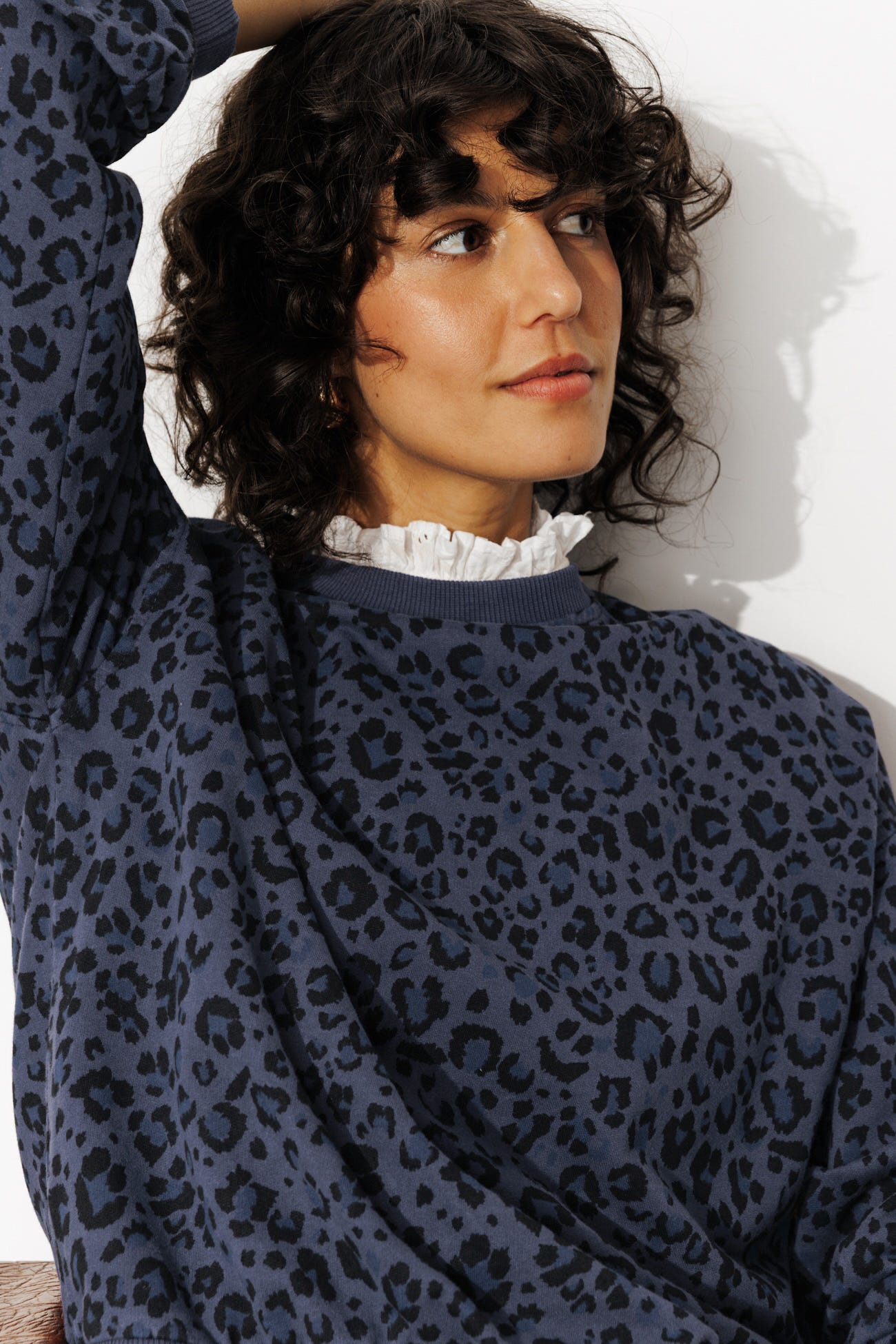 Sudadera estampado leoparto