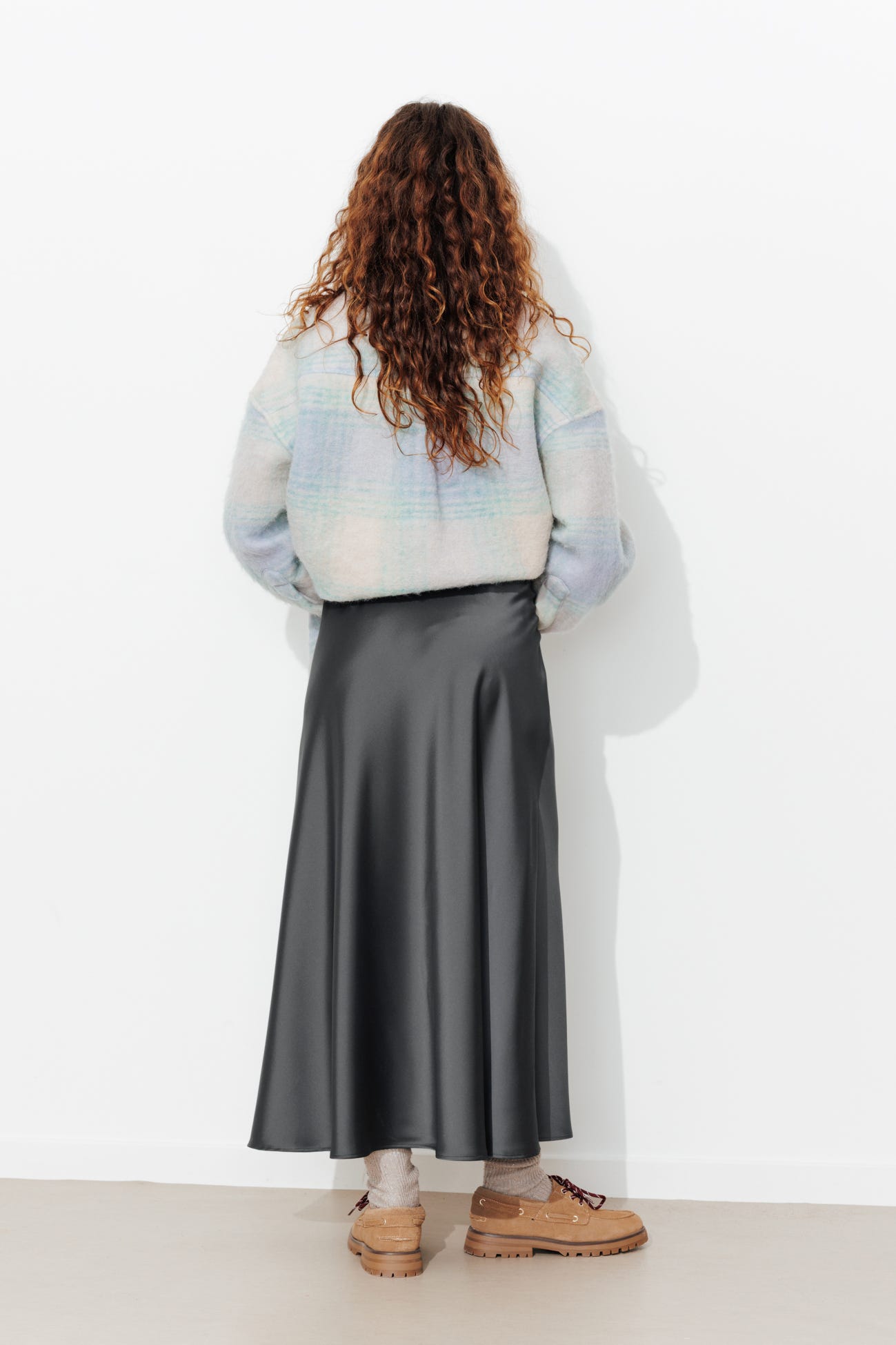 Jupe midi en satin Femme