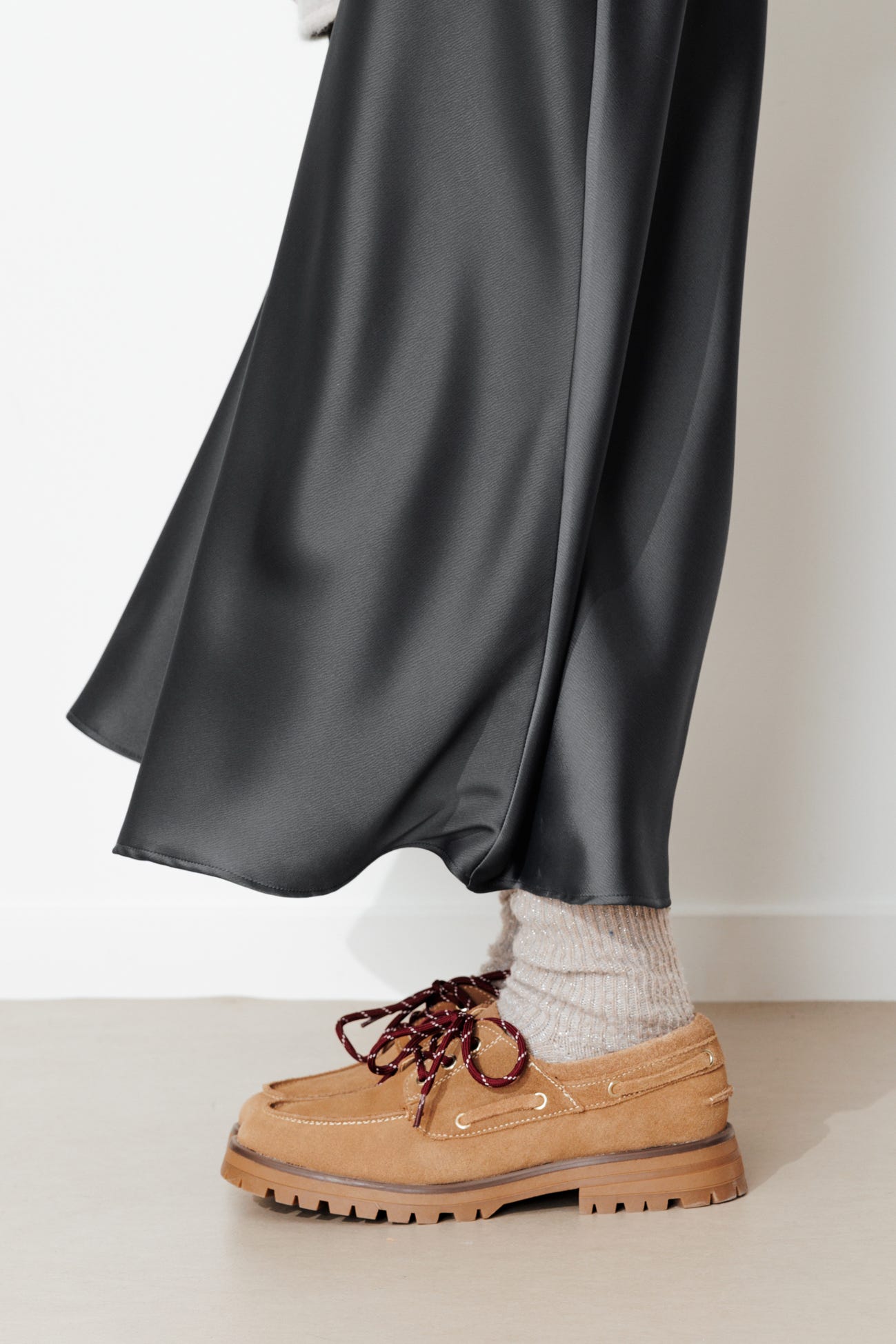 Jupe midi en satin Femme