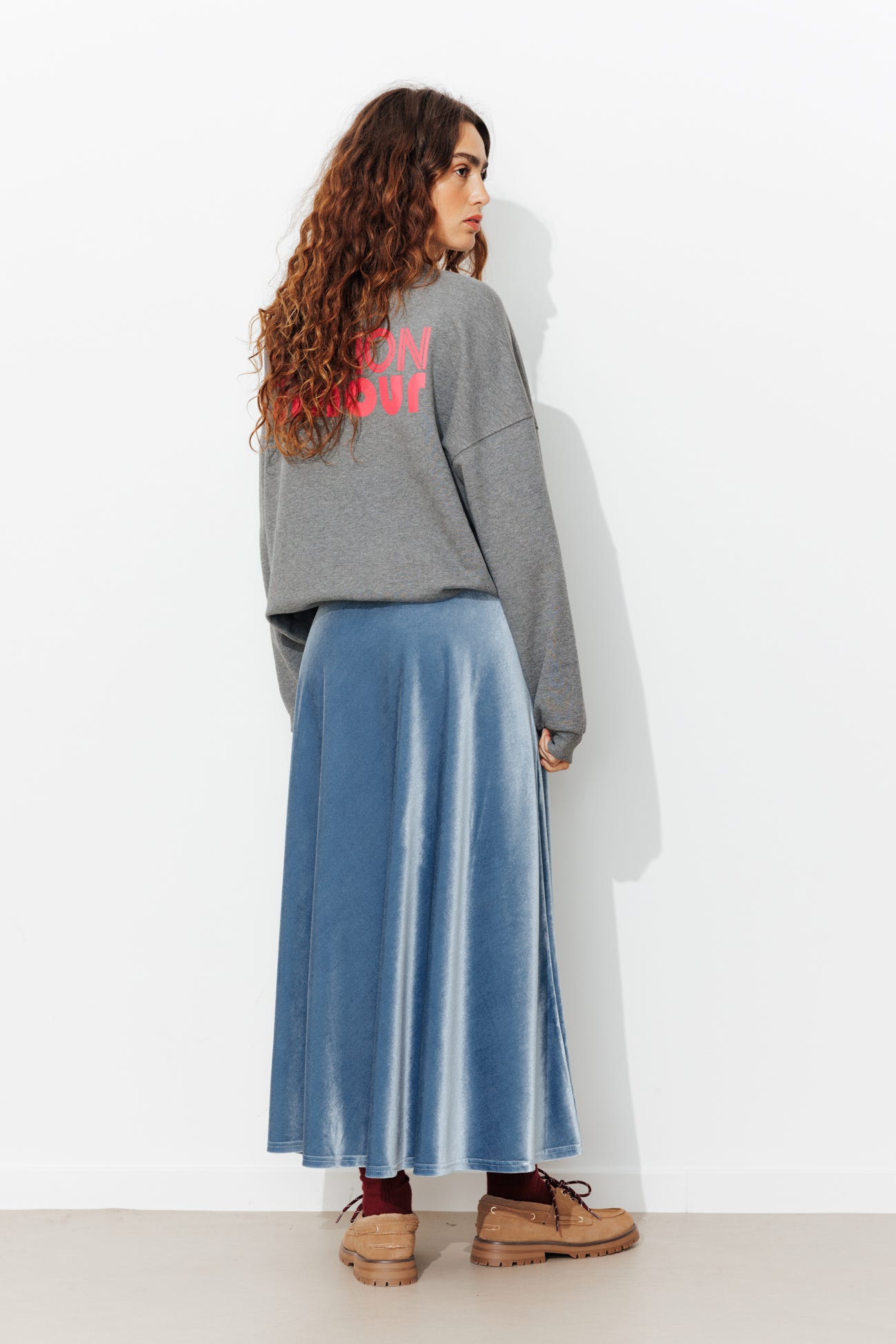 Jupe longue en velours satin