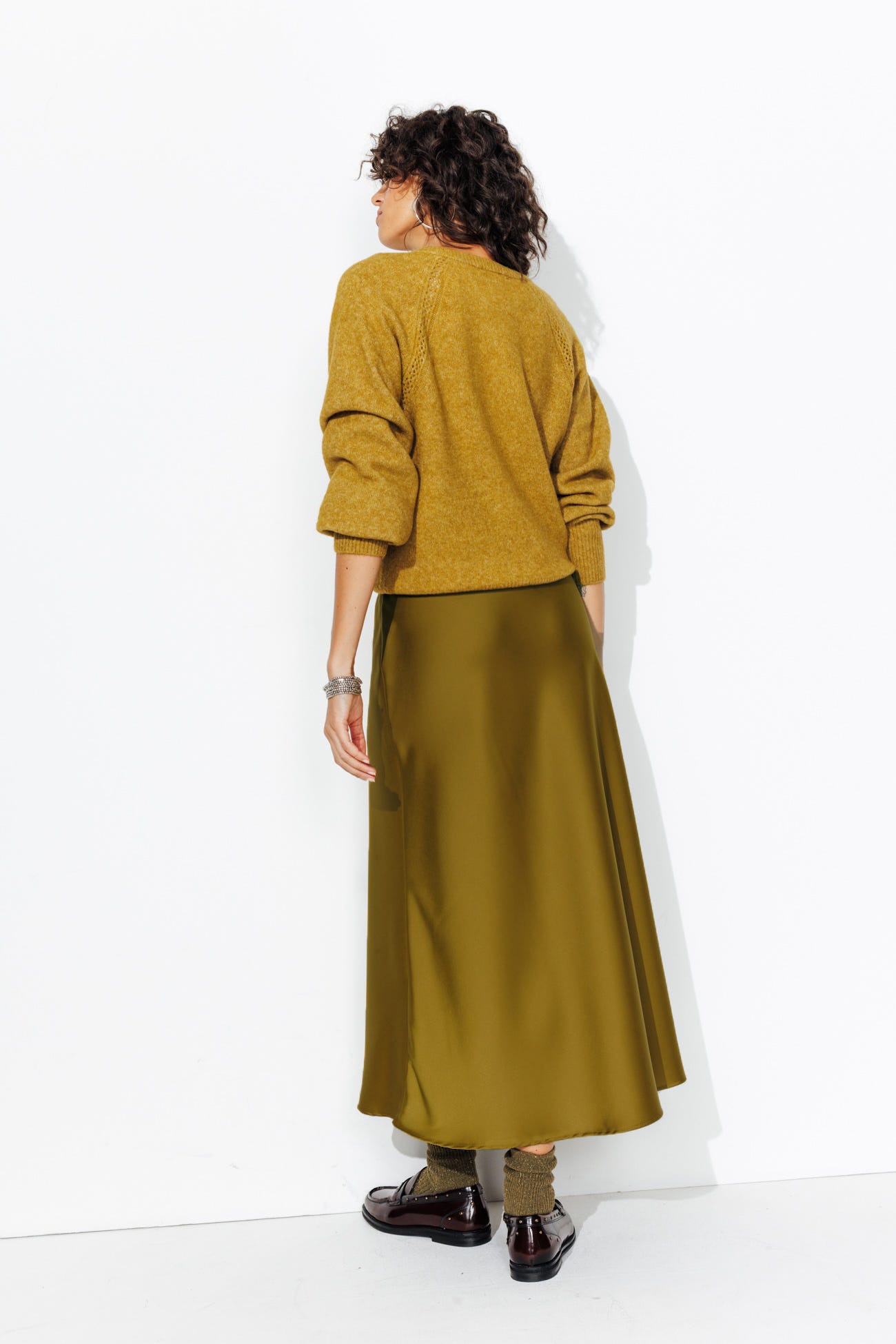 Jupe midi en satin Femme