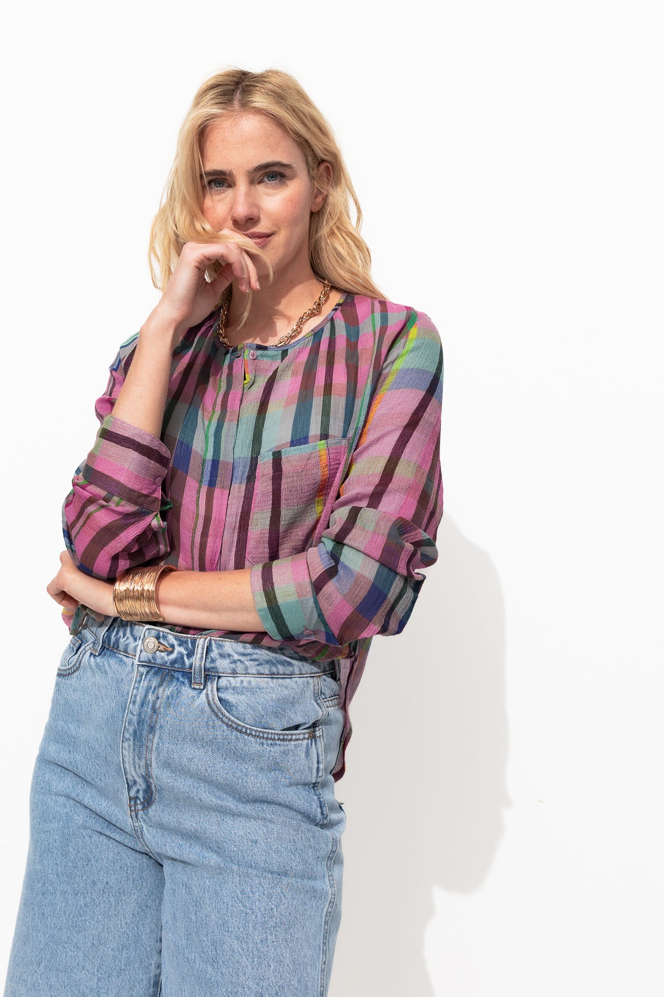 Camicia sgualcita tinta unita