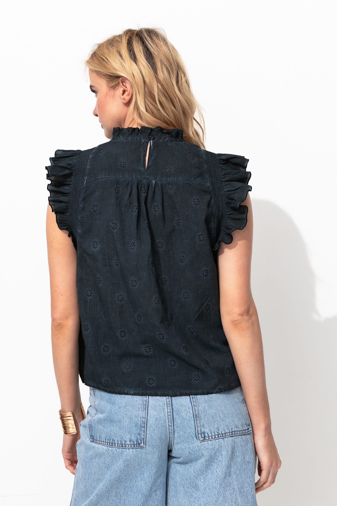 Blouse en broderie anglaise