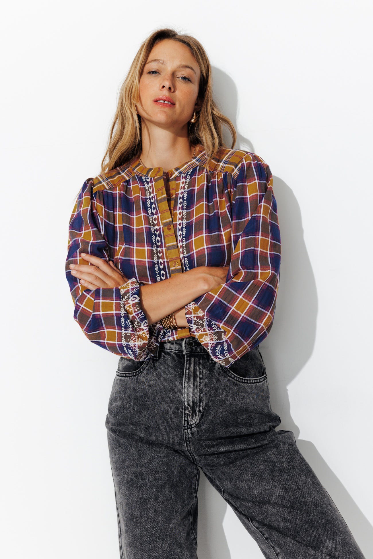 Chemise brodée à carreaux