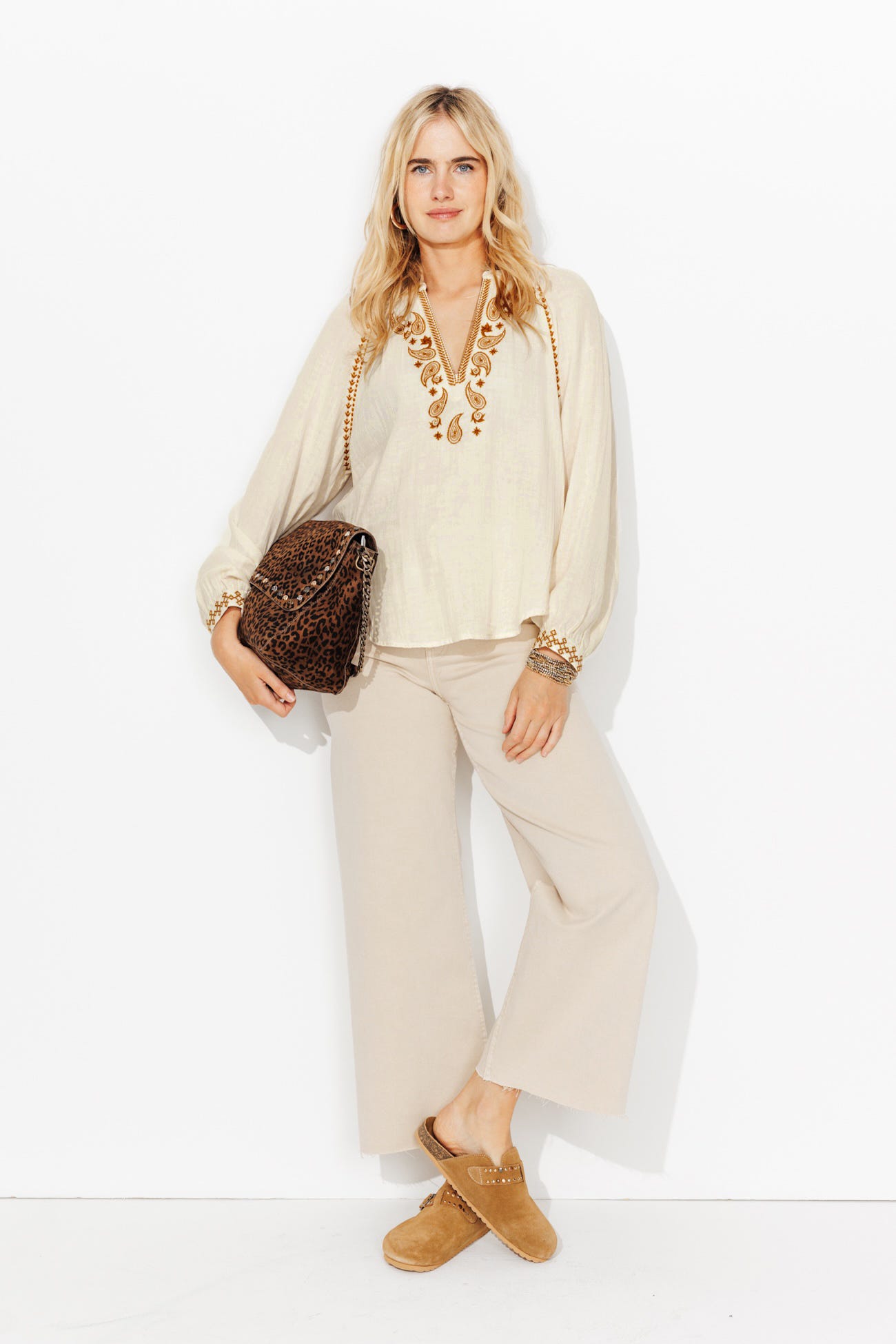 Blouse brodée gaze de coton