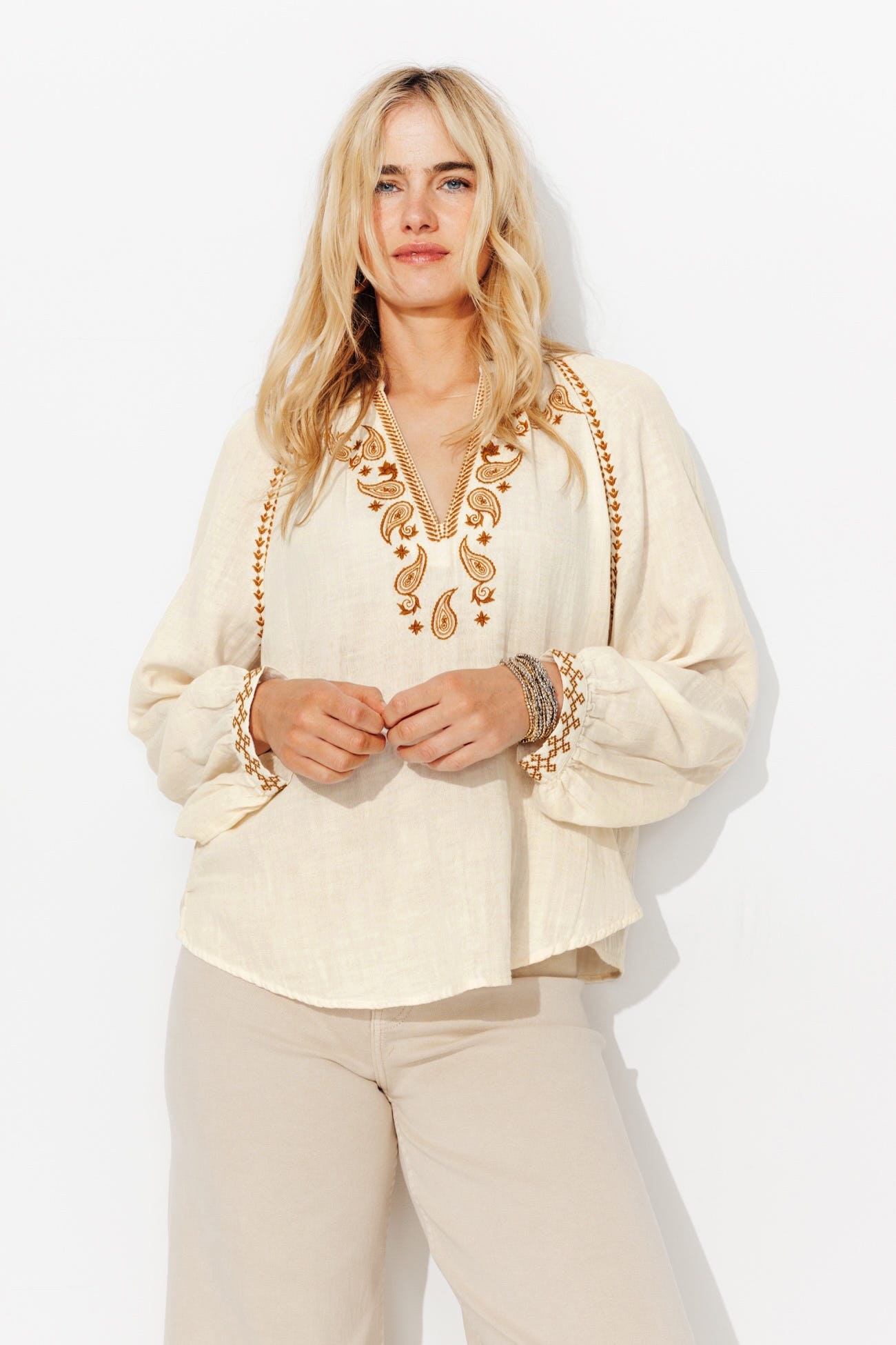 Blouse brodée gaze de coton