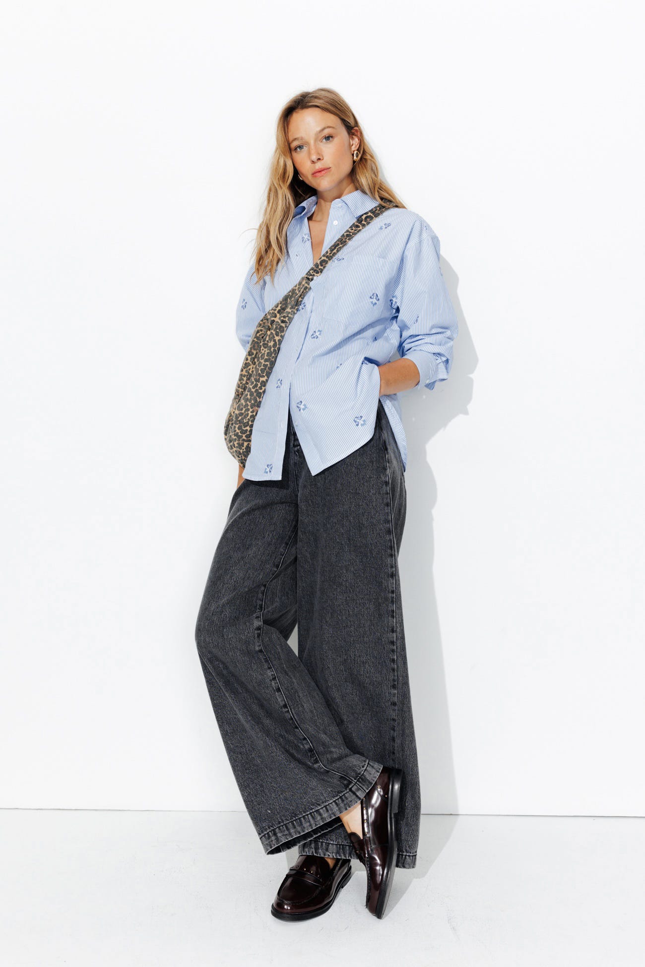 Chemise oversize rayée brodée