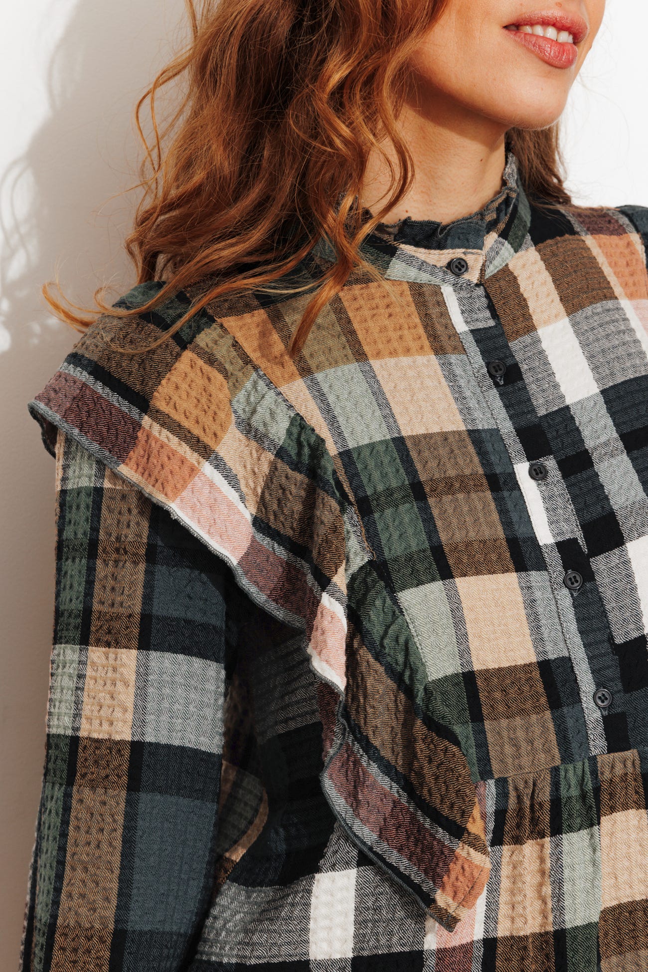 Blouse volantée à carreaux