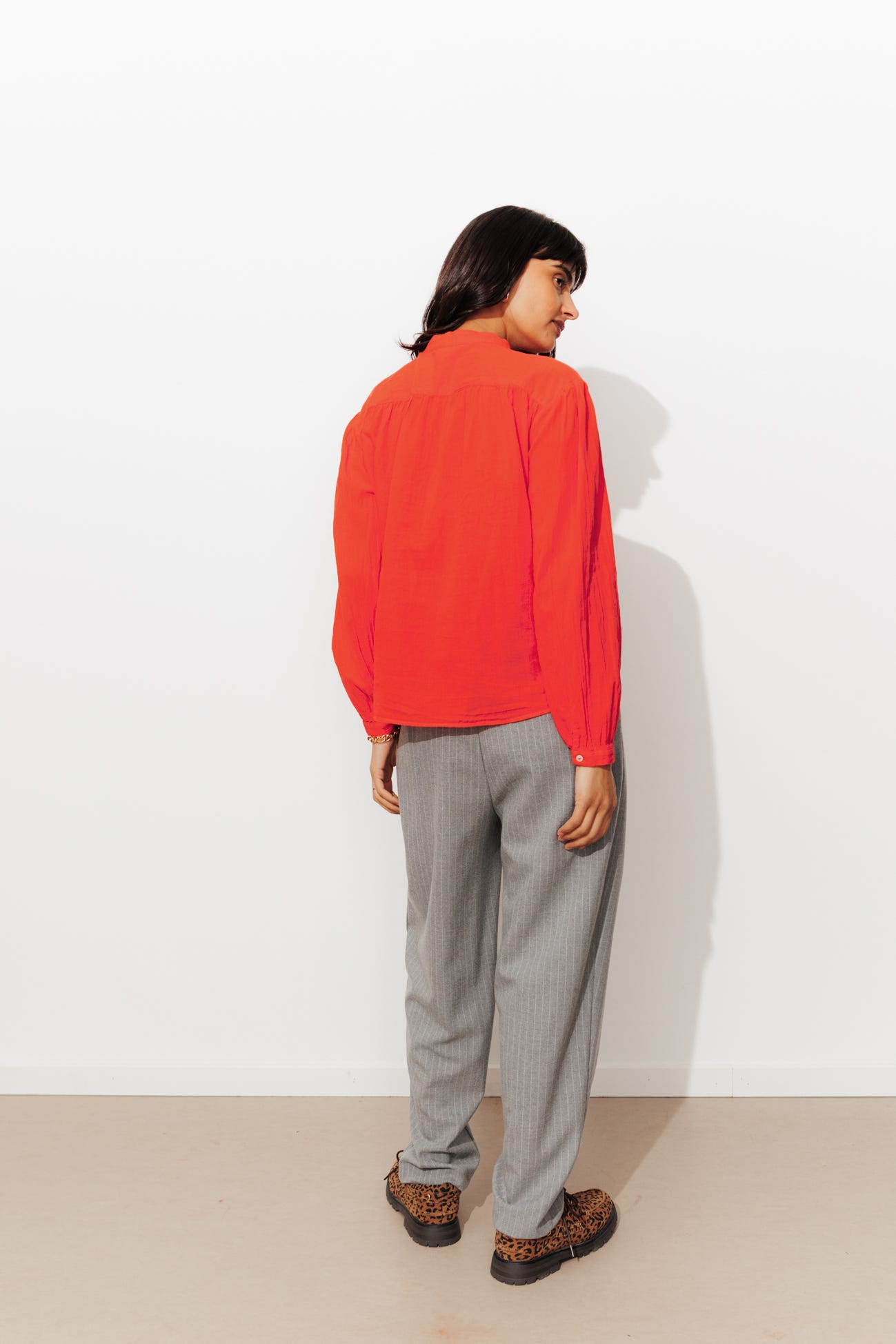 Chemise volantée en cotonnade