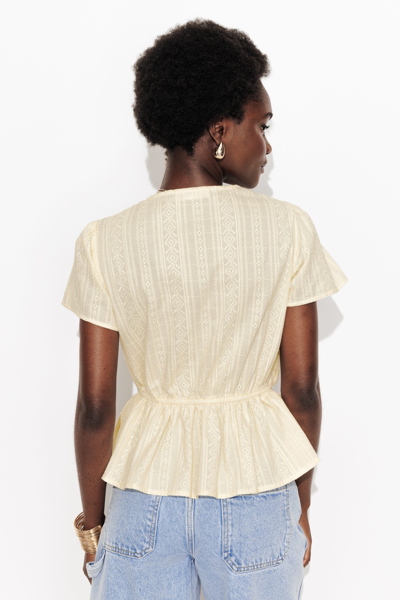 Blouse ajourée brodée Femme