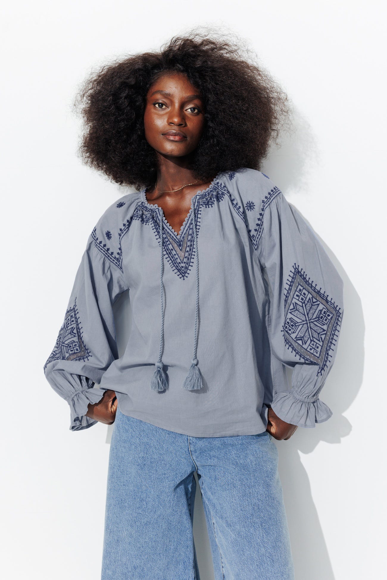 Blouse brodée en coton Femme