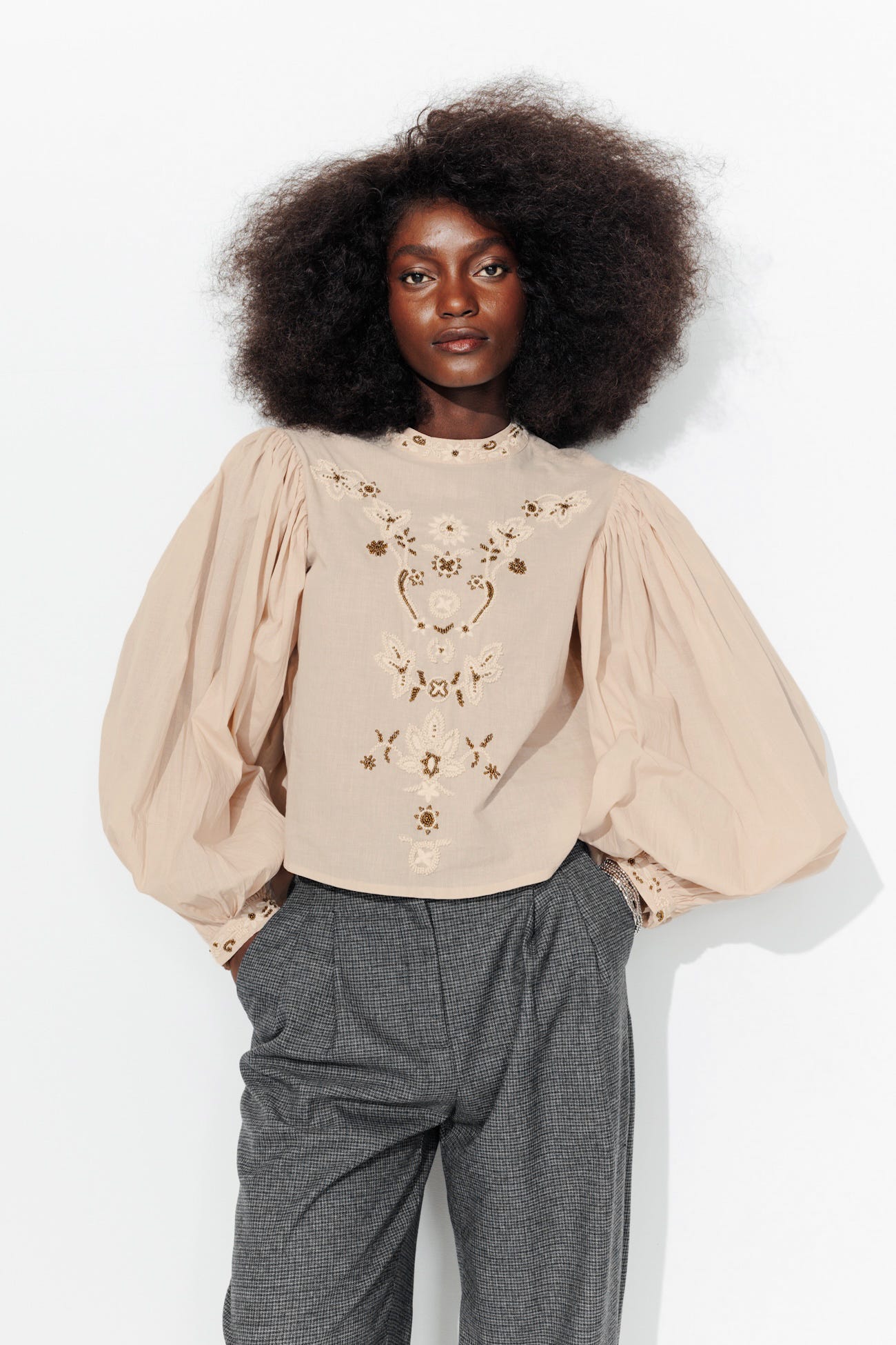 Blusa bordada