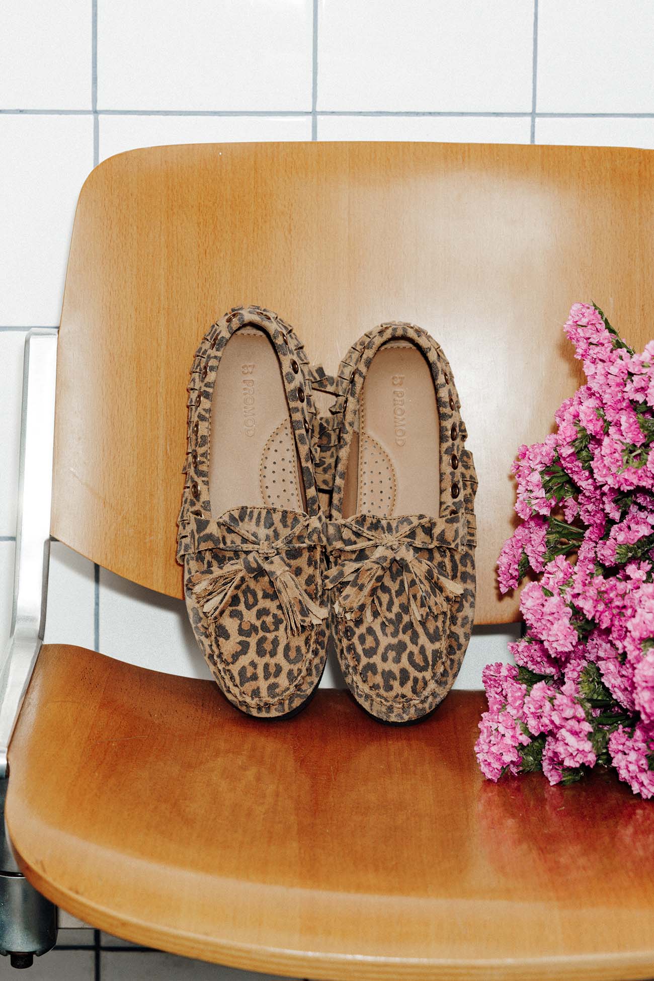 Leather leopard moccasins