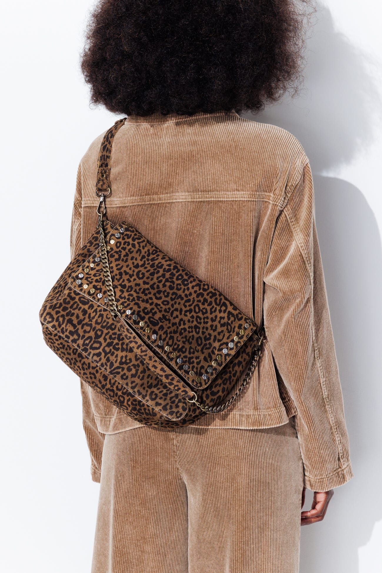 Sac léopard en cuir suédé