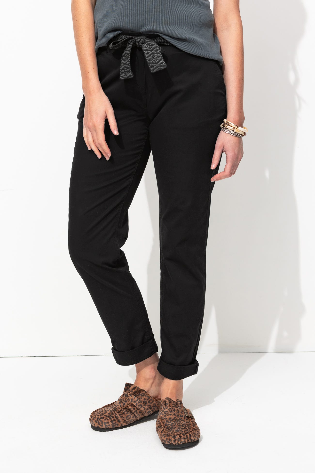 Pantaloni chino con cintura