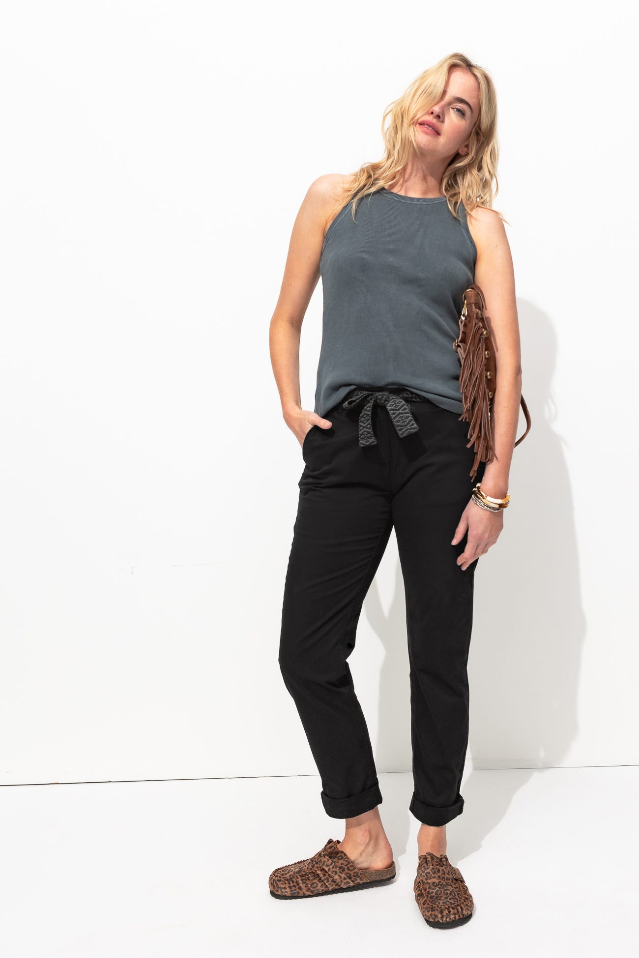 Pantaloni chino con cintura