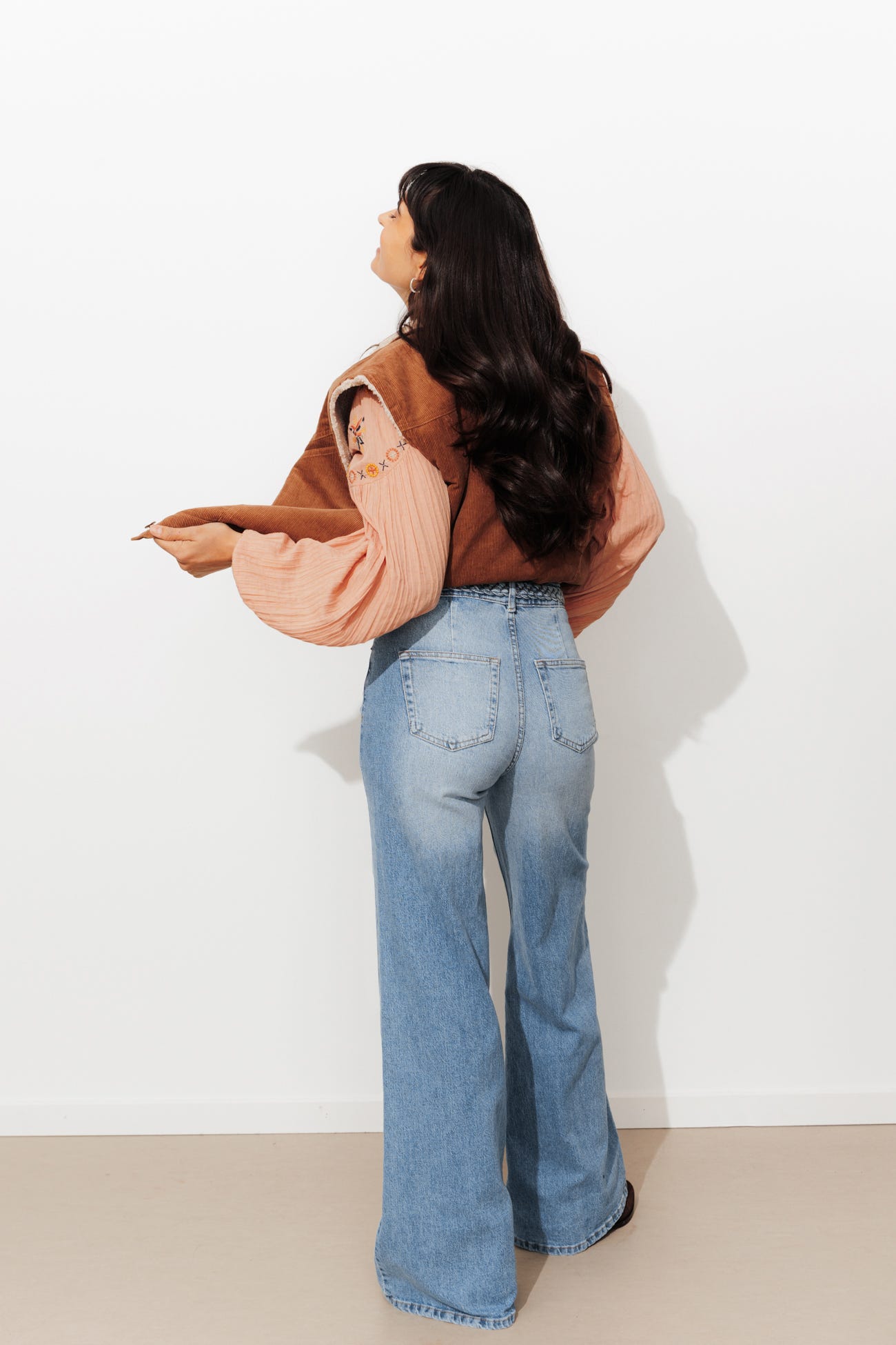 Jean flare tiro alto