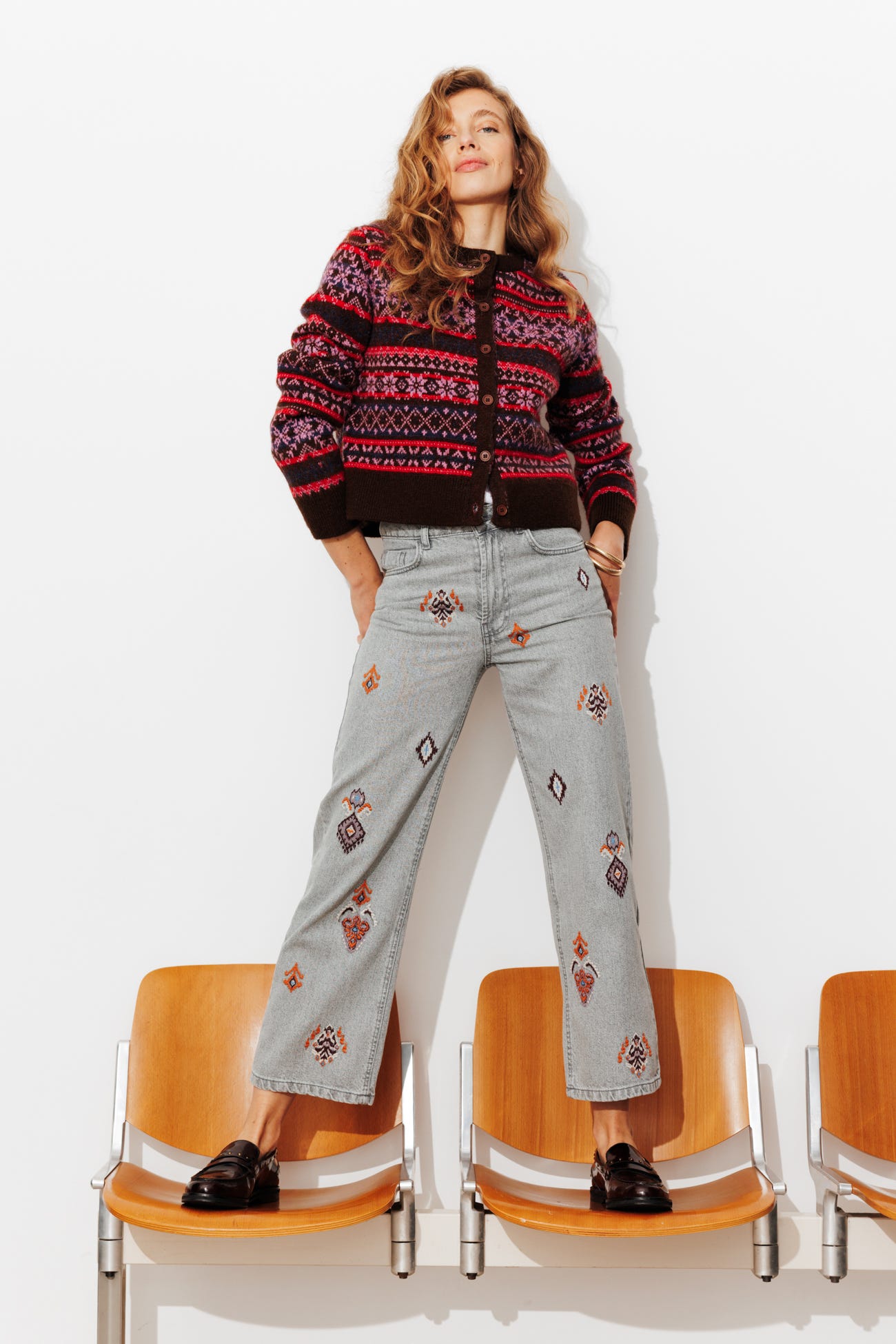 Jean droit brodé Femme