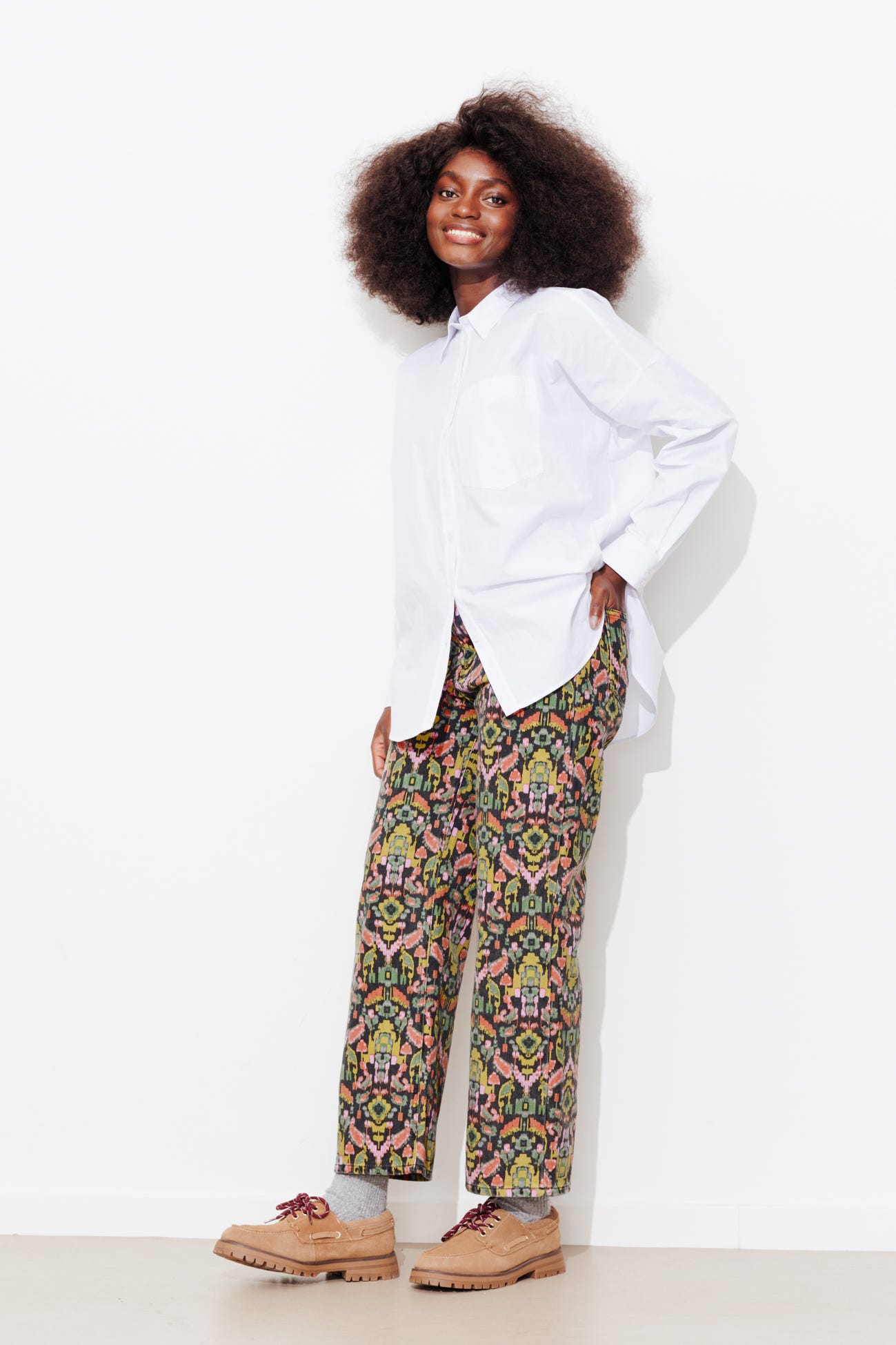 Pantalon en toile motif ikat