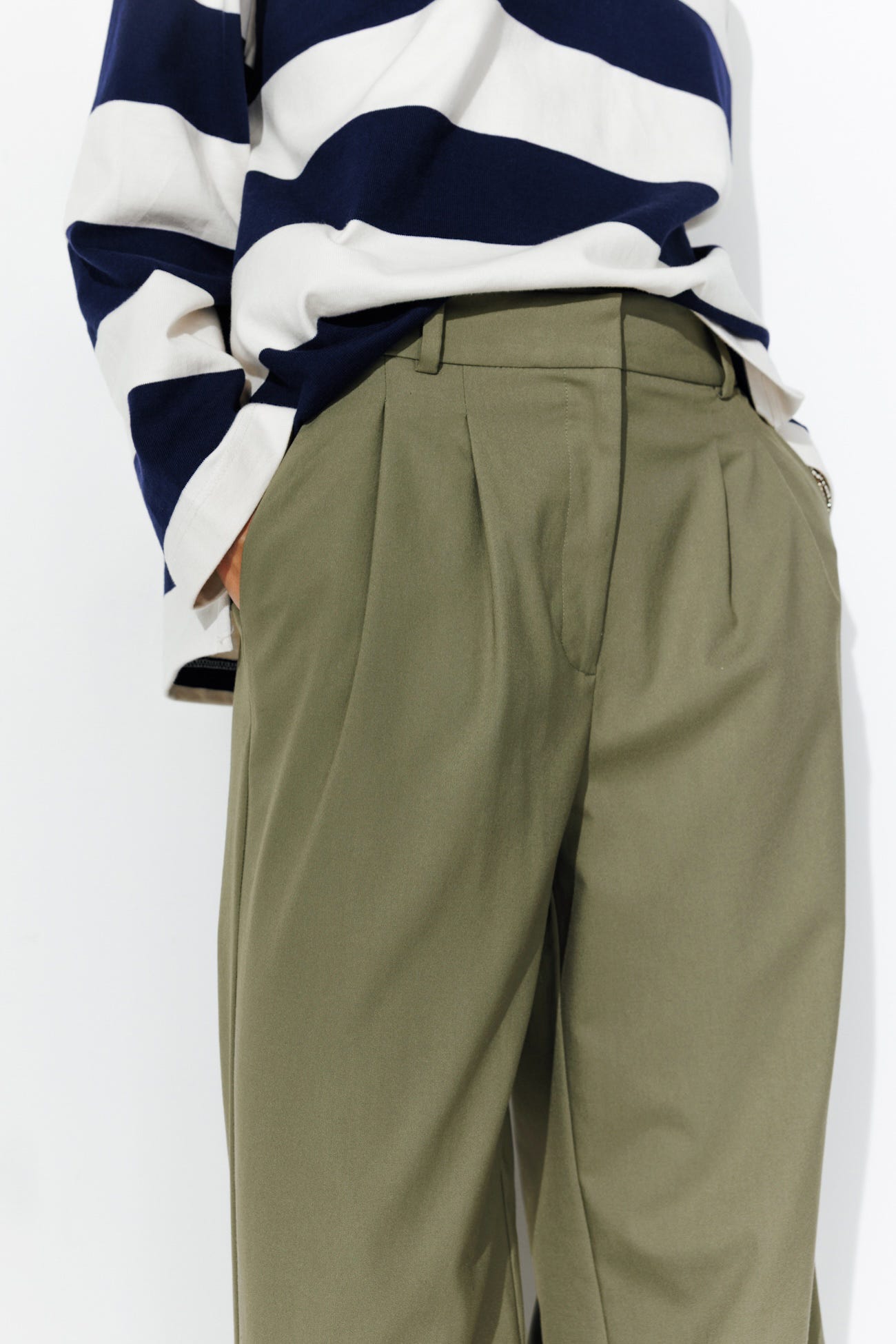 BILLY Pantalon large Femme