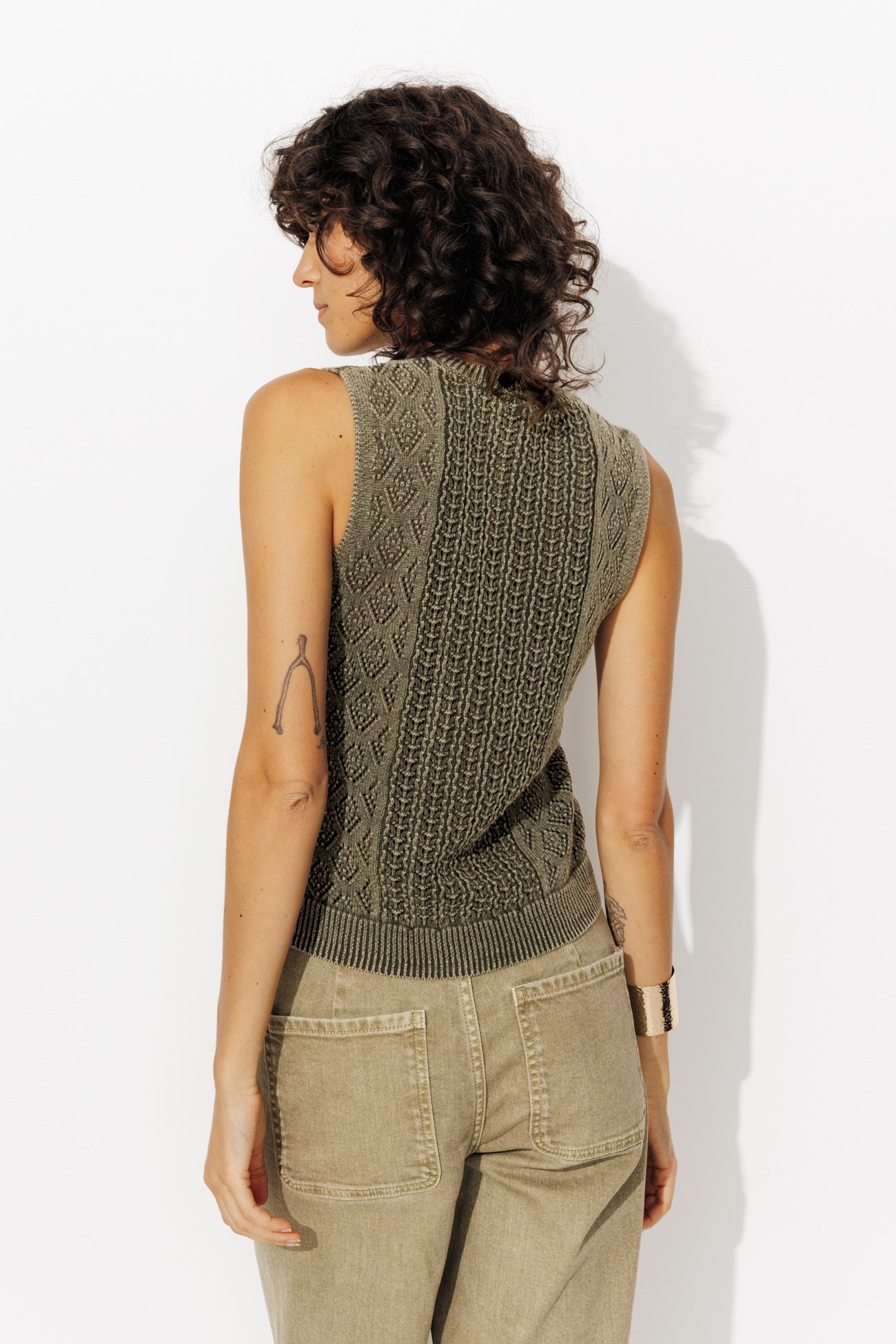 Cable-knit sleeveless jumper - Moss green