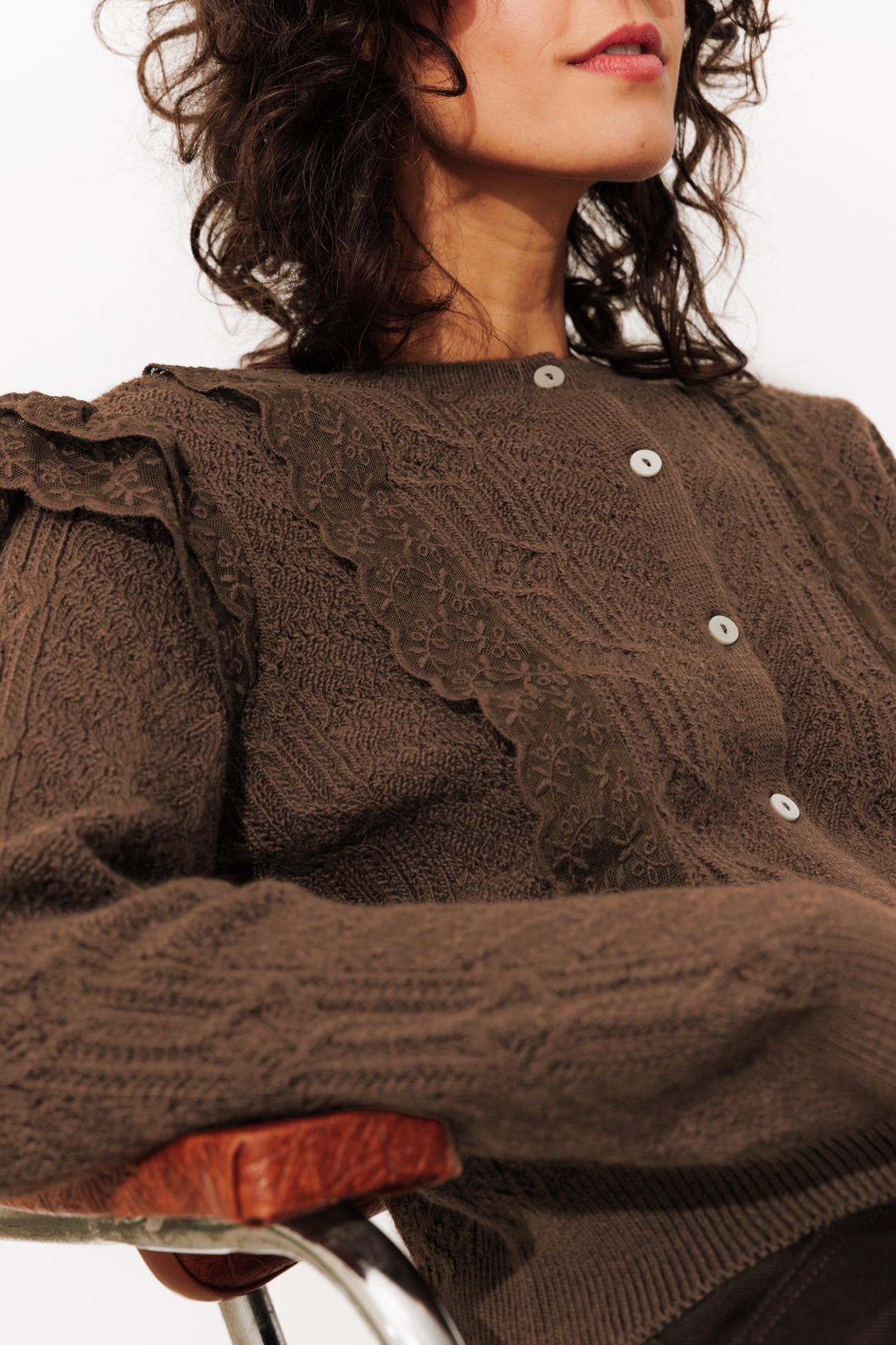 Cardigan à volants dentelle