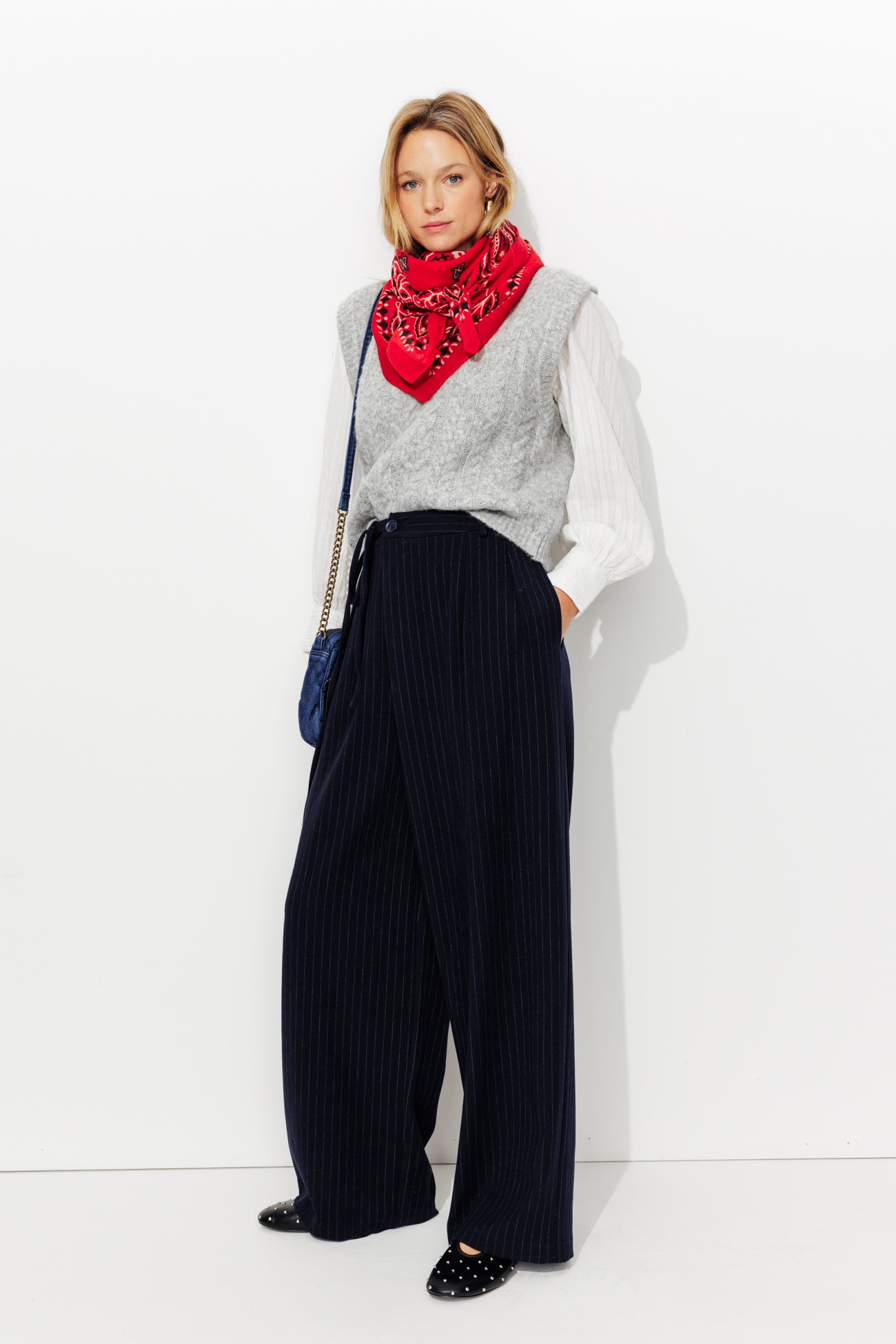 Pull torsadé sans manches