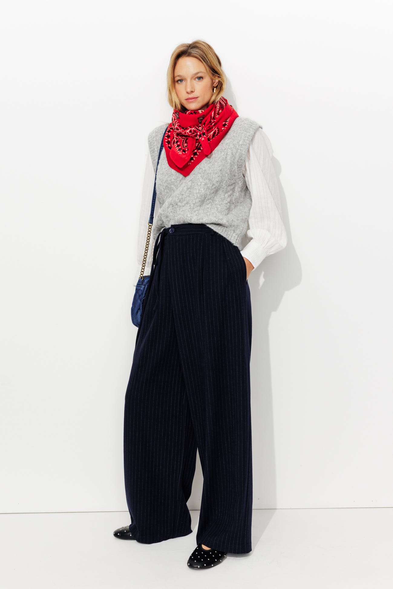 Sweter bez rękawów