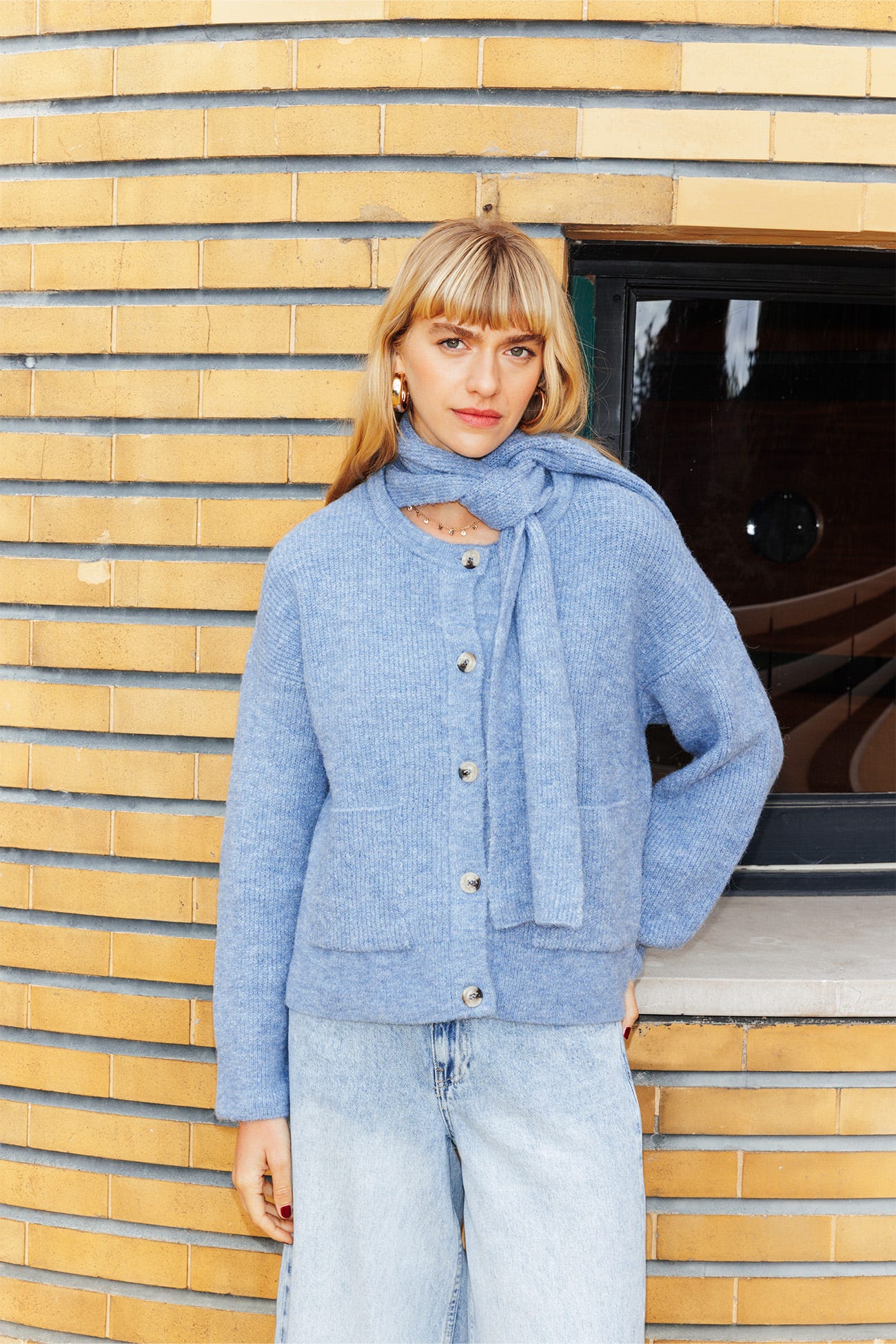 Gilet avec écharpe intégrée