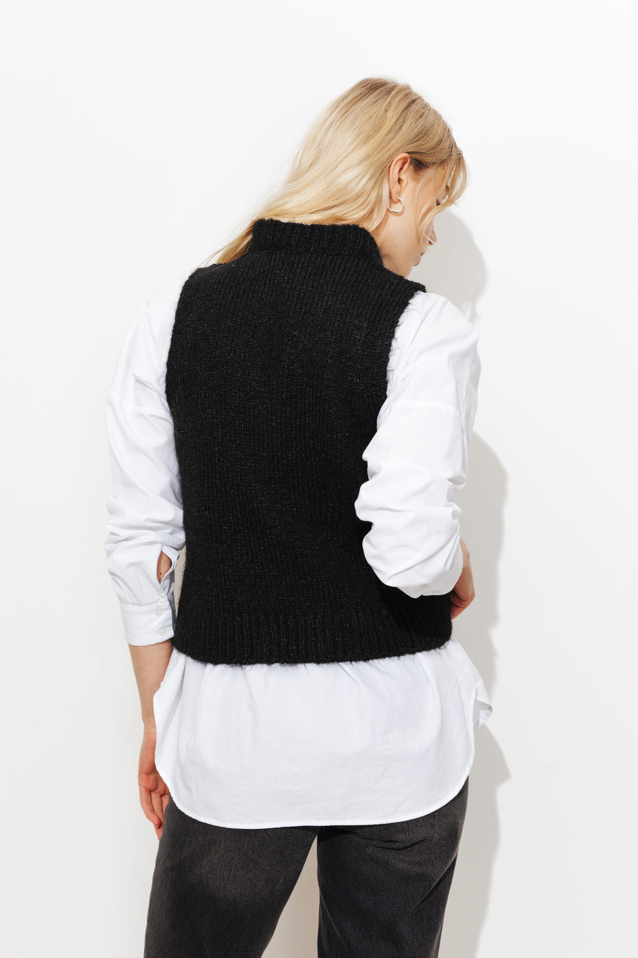 Pull sans manches à strass