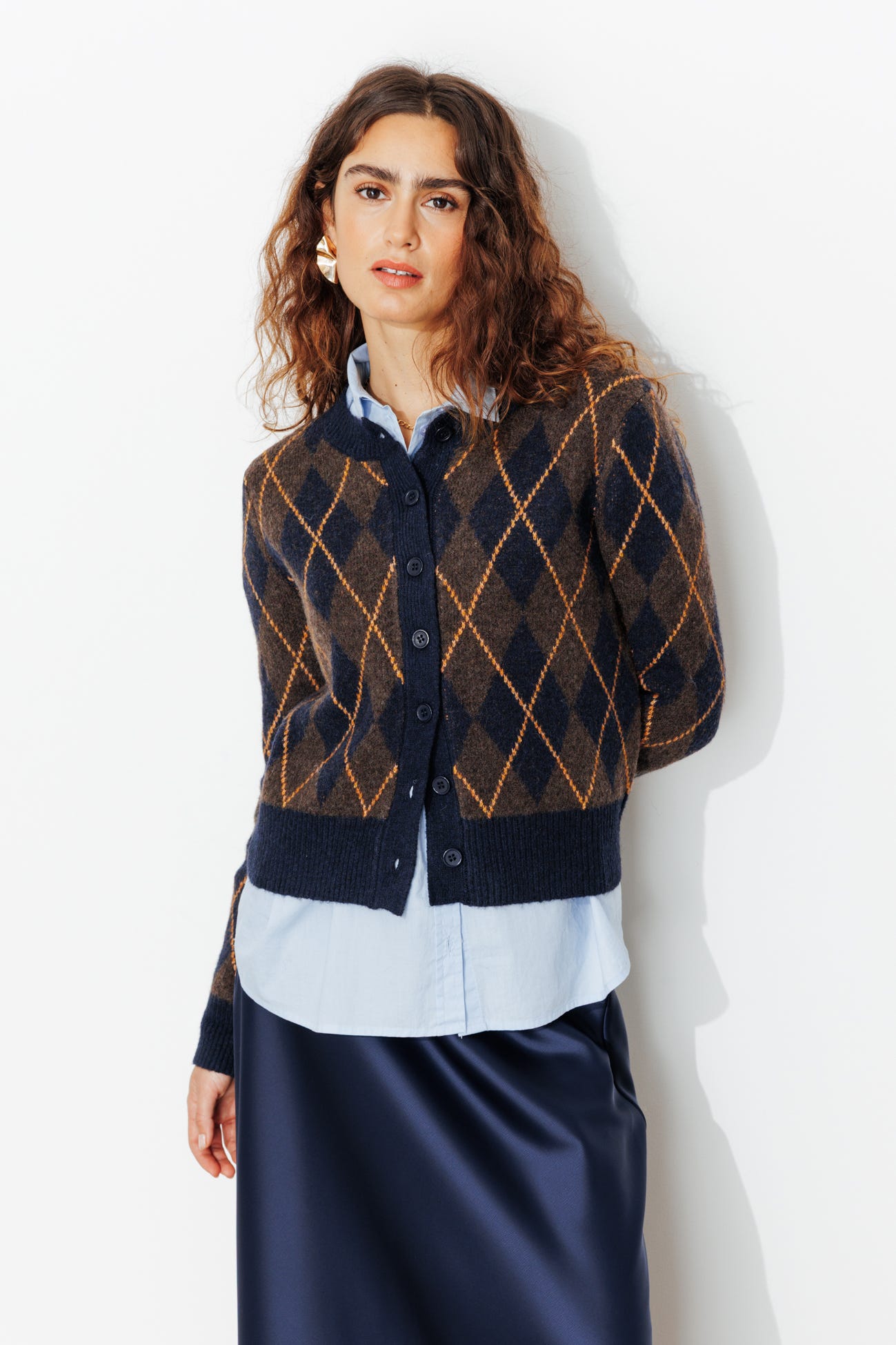 Short diamond-pattern cardigan
