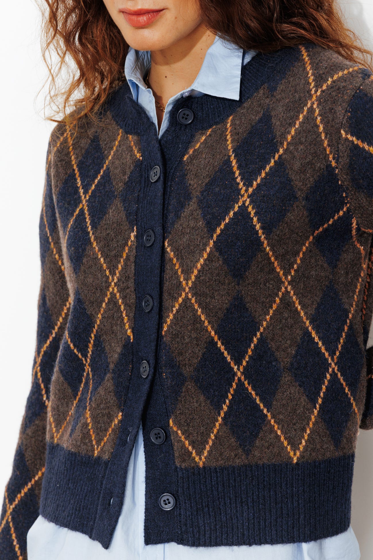 Short diamond-pattern cardigan