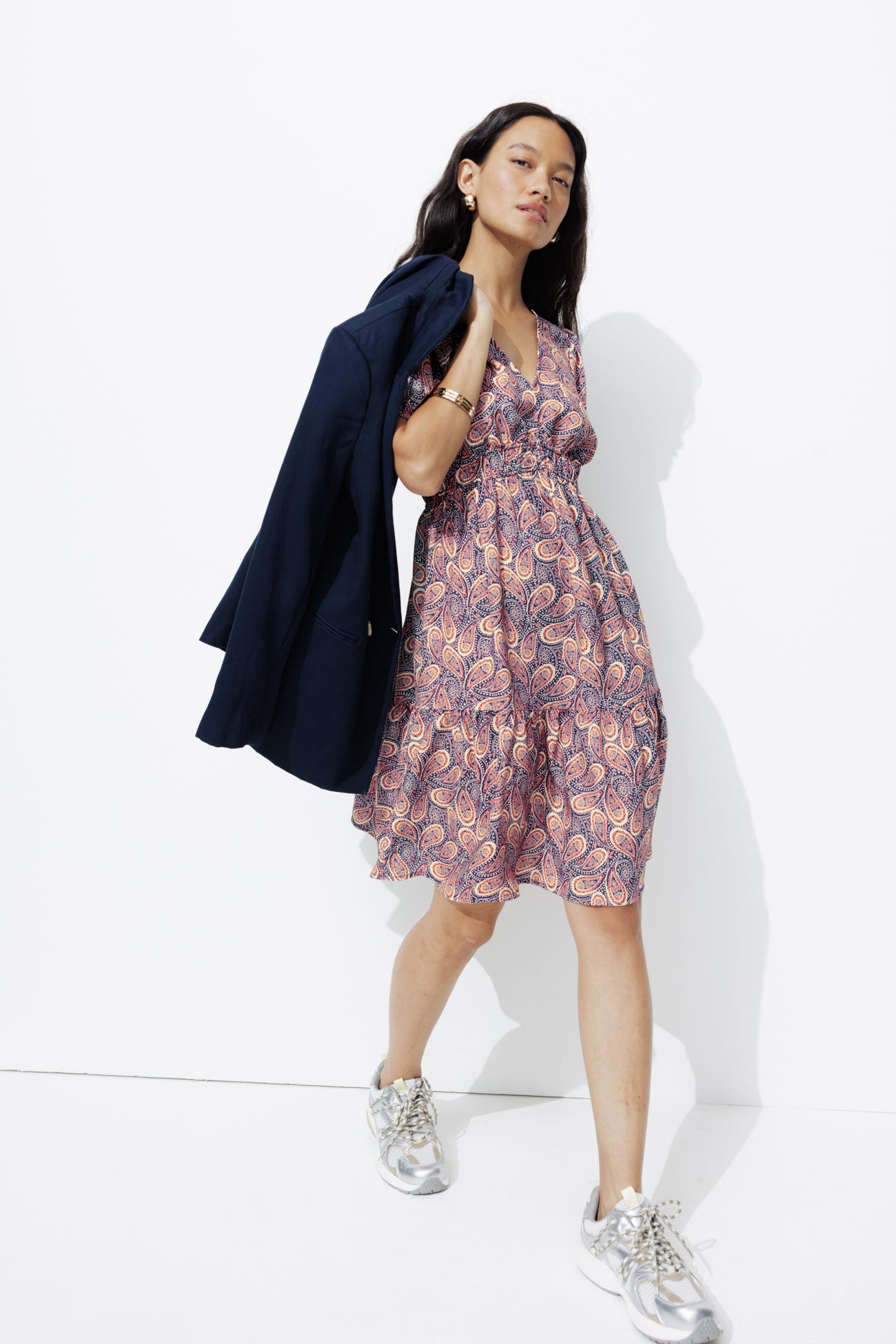 Kurzes Ecodesign-Kleid
