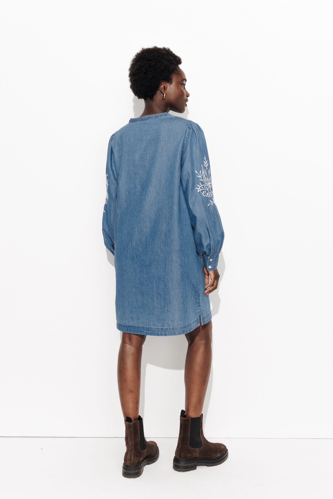 Robe-tunique brodée Femme