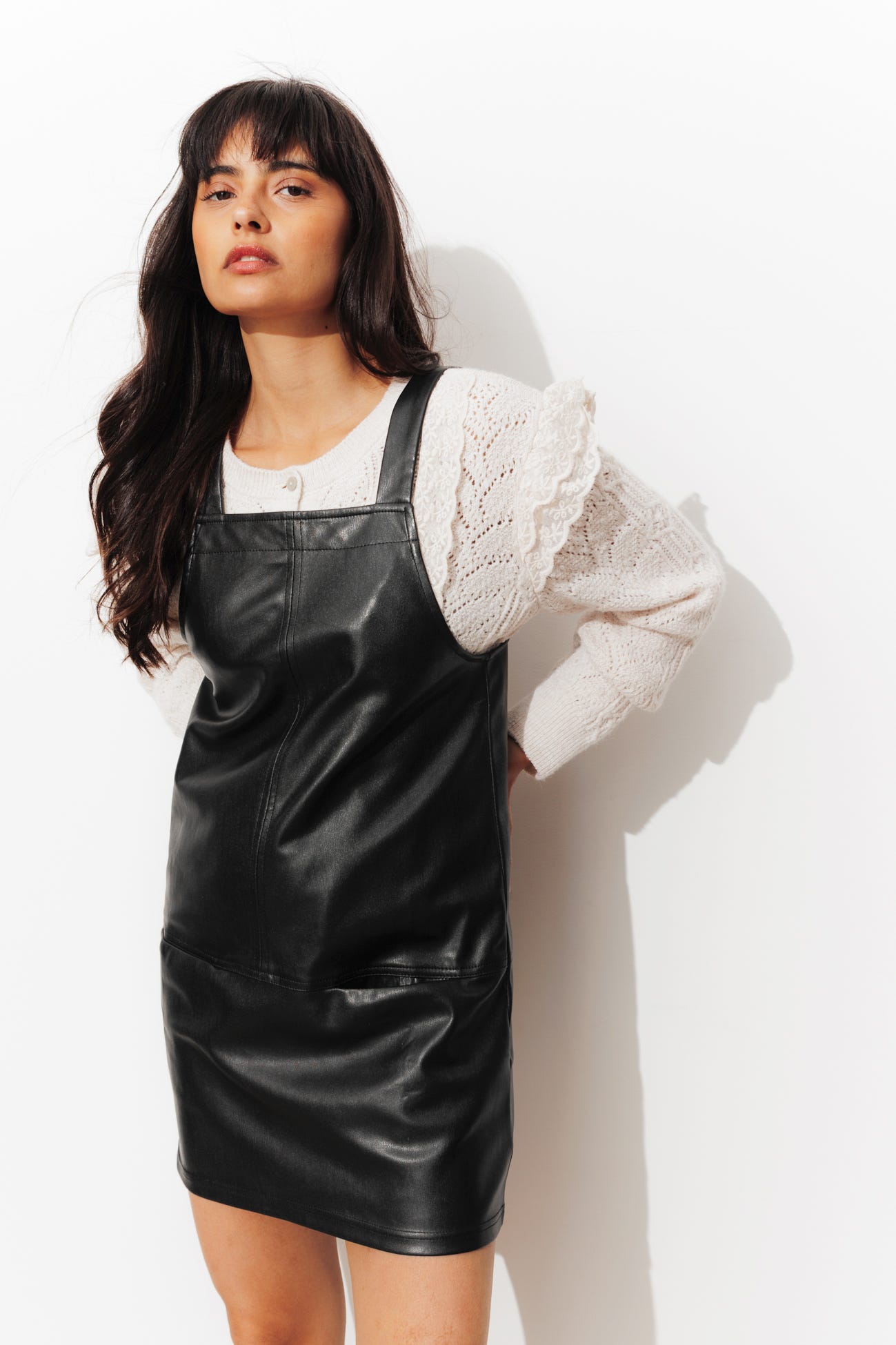 Robe courte en simili Femme