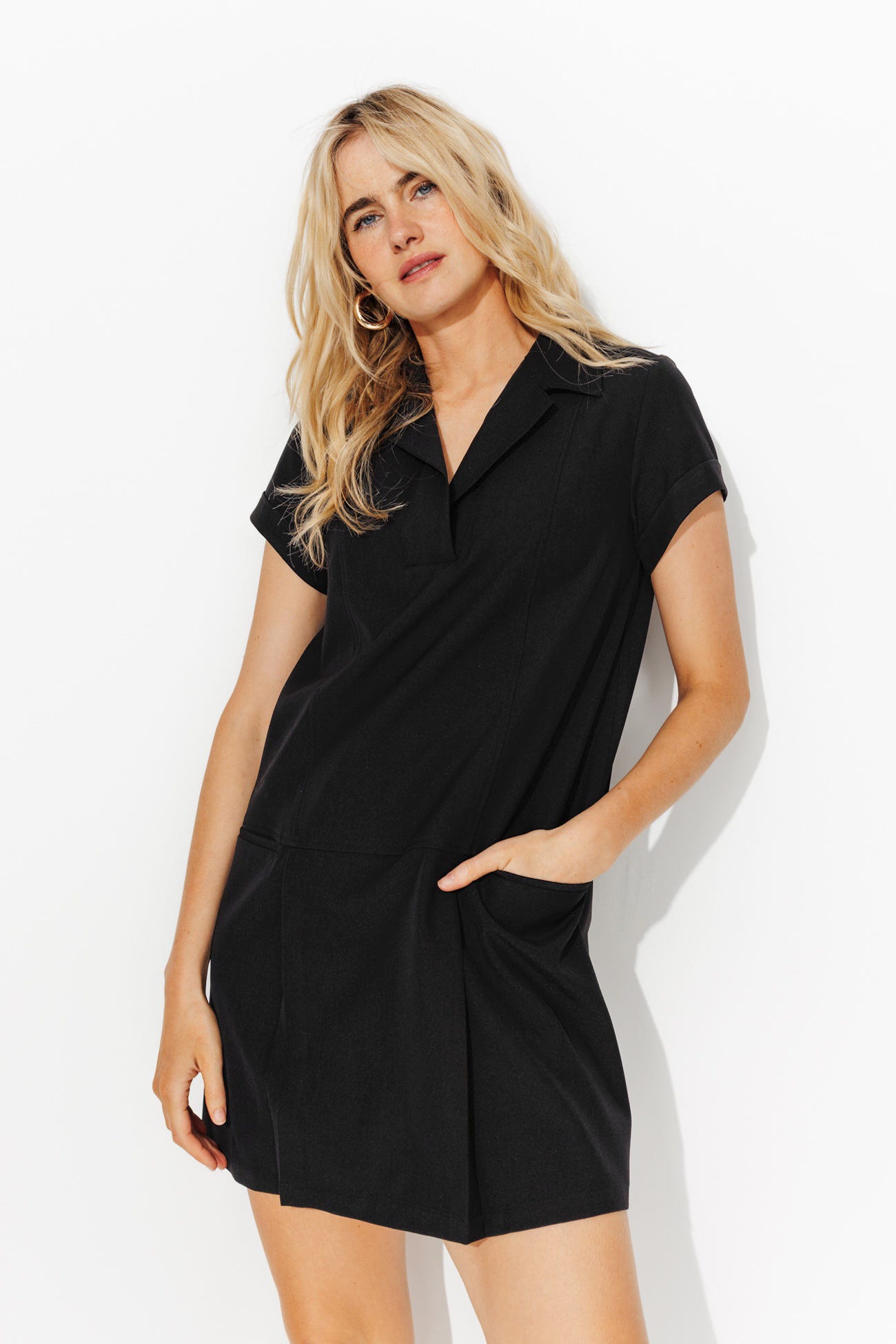 Short plain dress