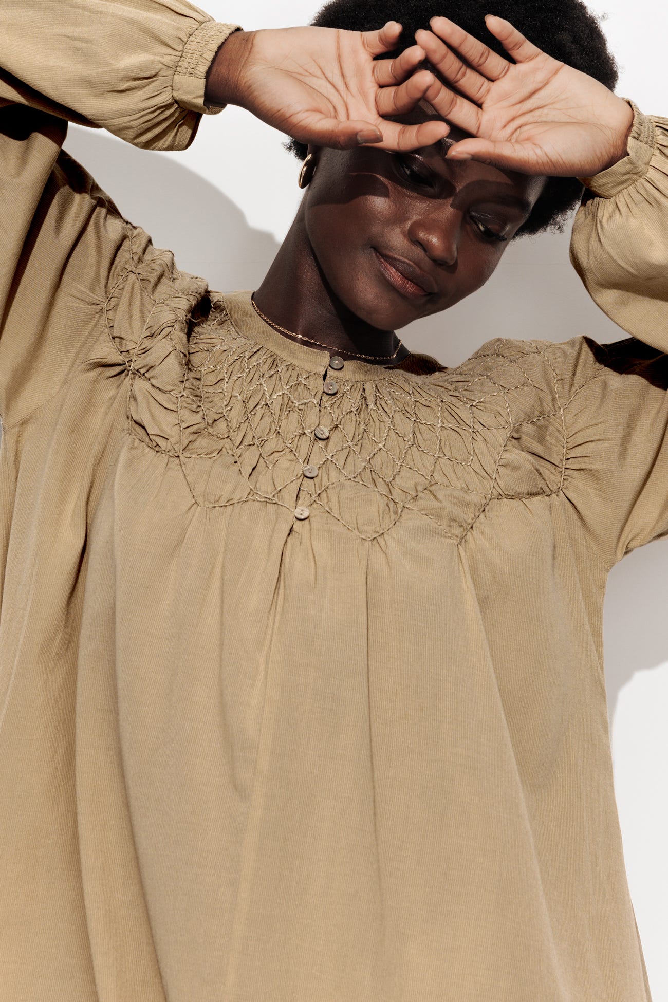 Robe évasée brodée Femme