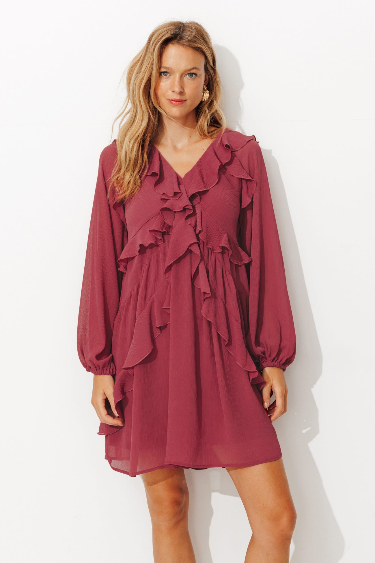 Robe courte volantée Femme